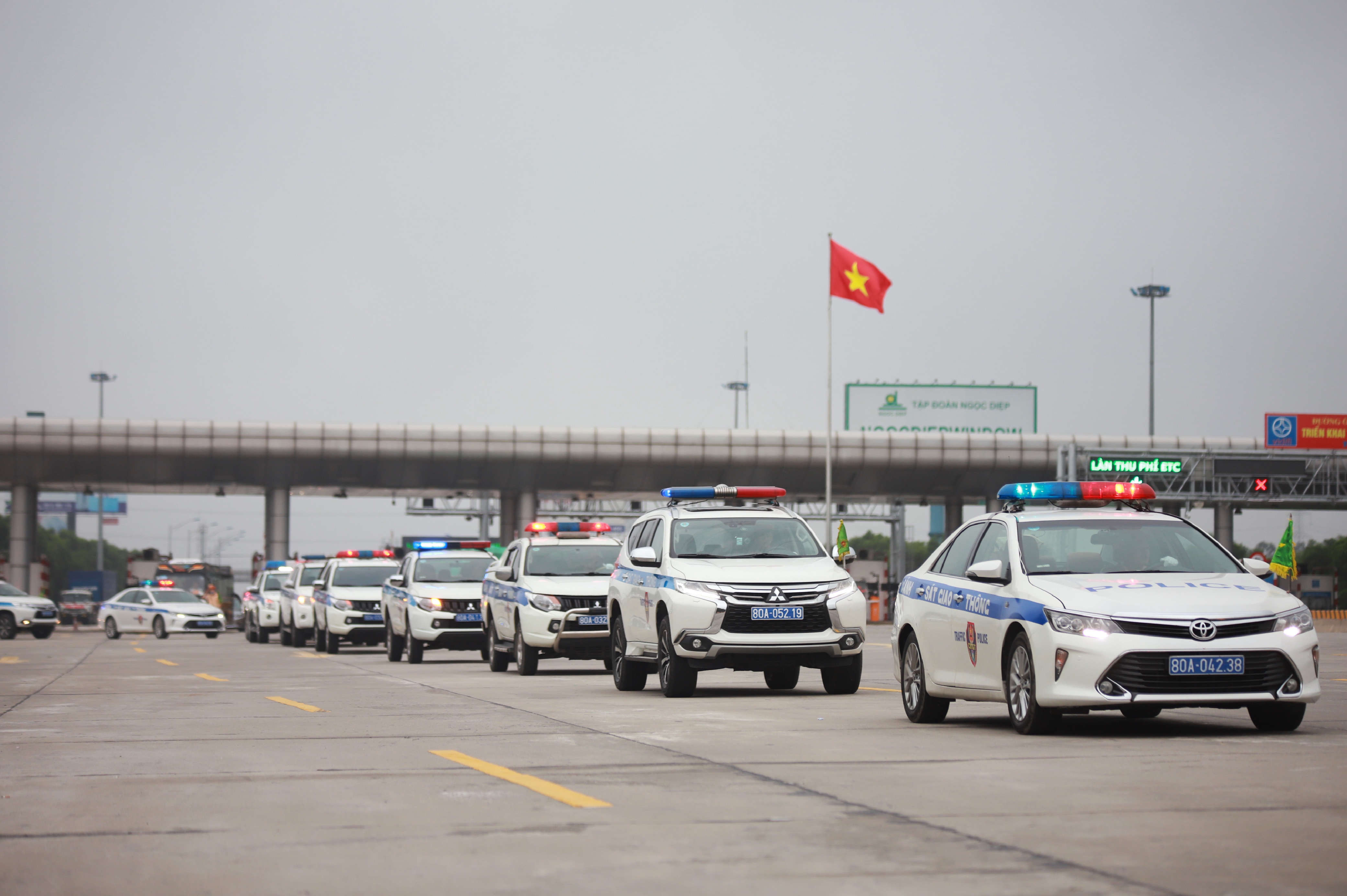 Cuc CSGT ra quan bau cu anh 8