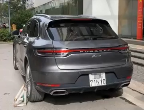 Truy tim tai xe lai xe Porsche gan bien so gia hinh anh