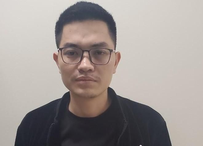 Lam gia giay to xe Mercedes cung bien so anh 2