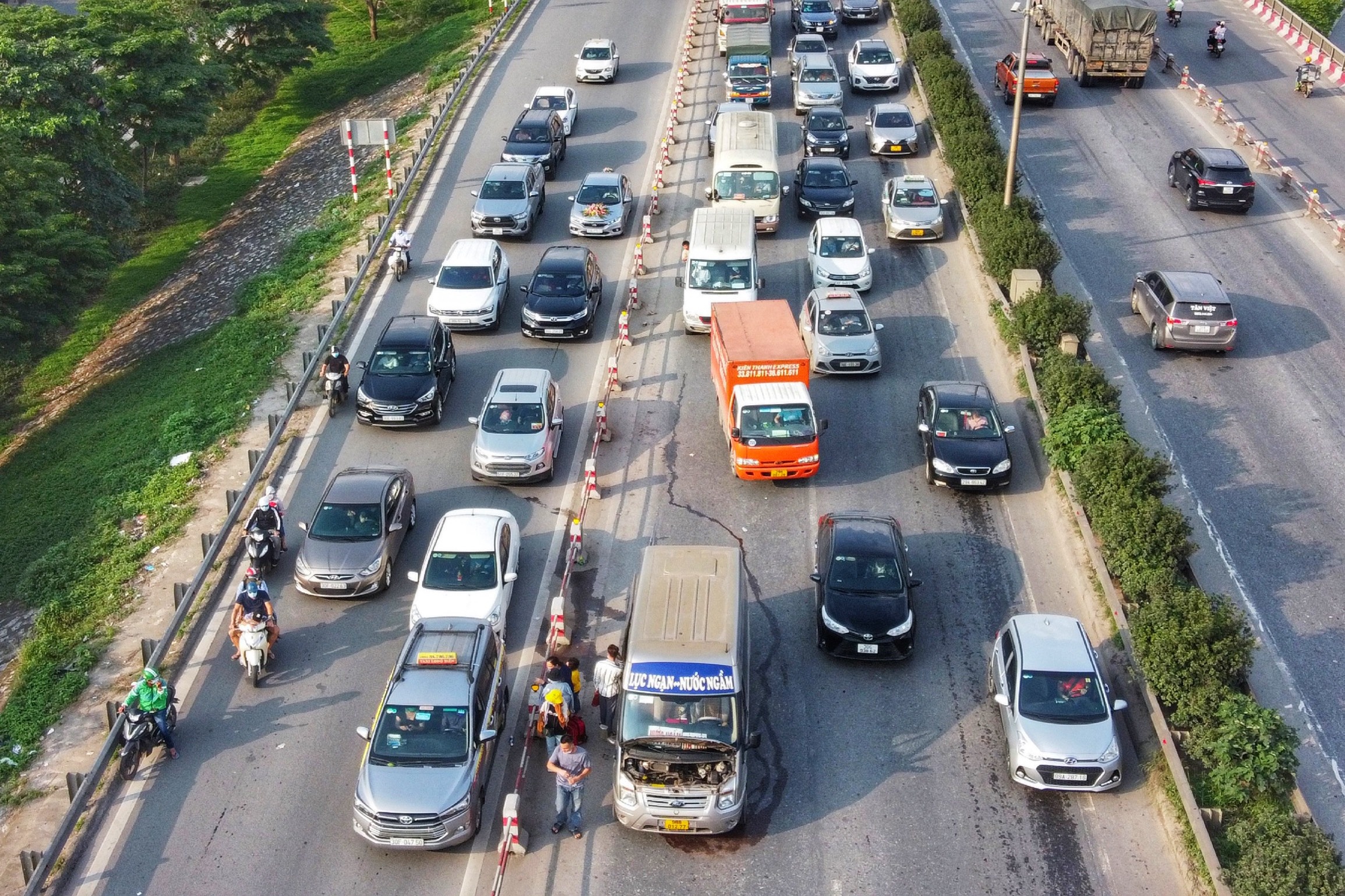 Va cham o to,  cao toc Phap Van - Cau Gie un tac chieu 2/5 anh 9