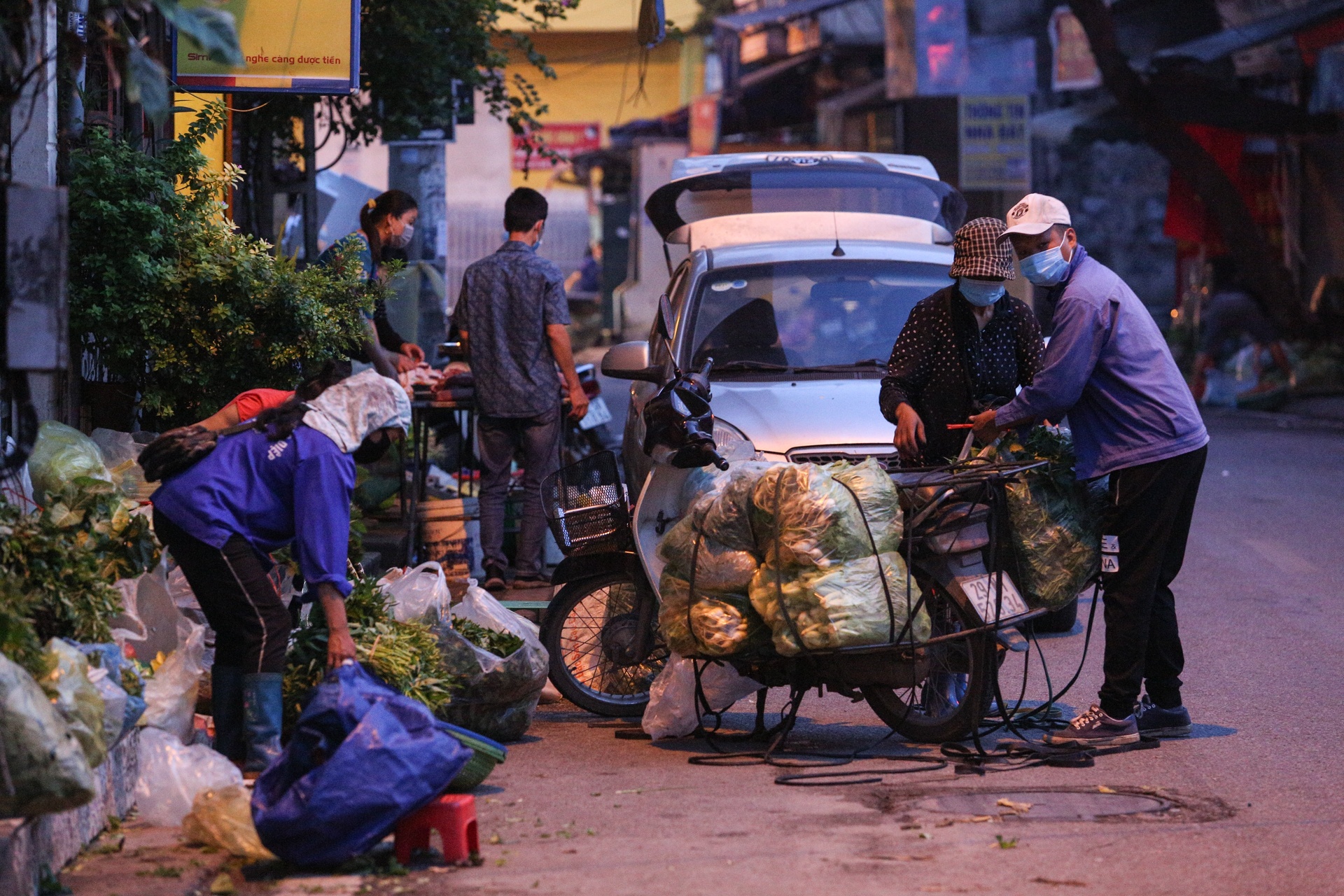 Cam cho coc Ha Noi anh 2