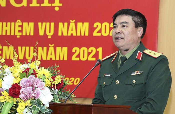 Bo nhiem Chinh uy Quan khu 2 hinh anh