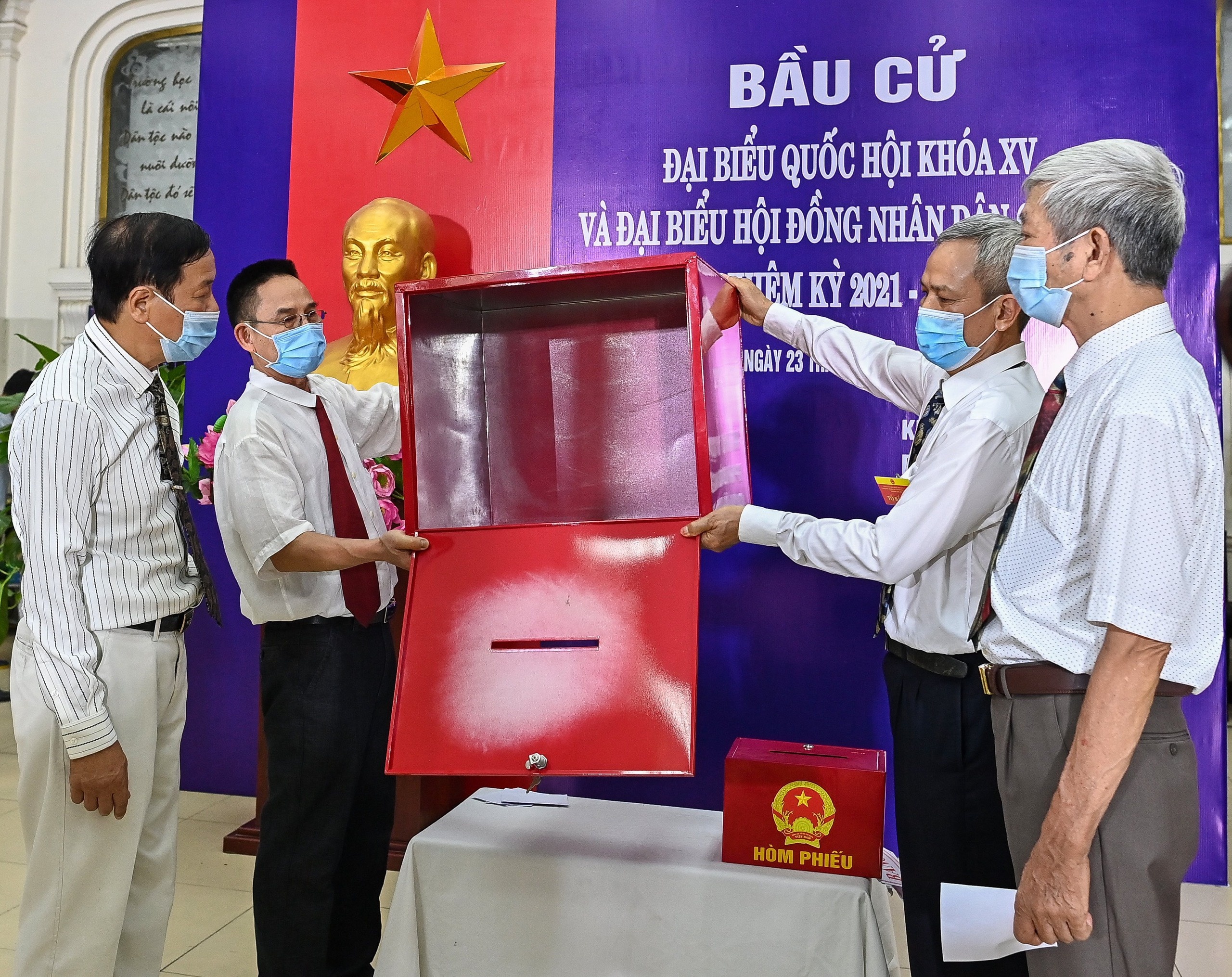 Dien tap bau cu Covid-19 anh 5