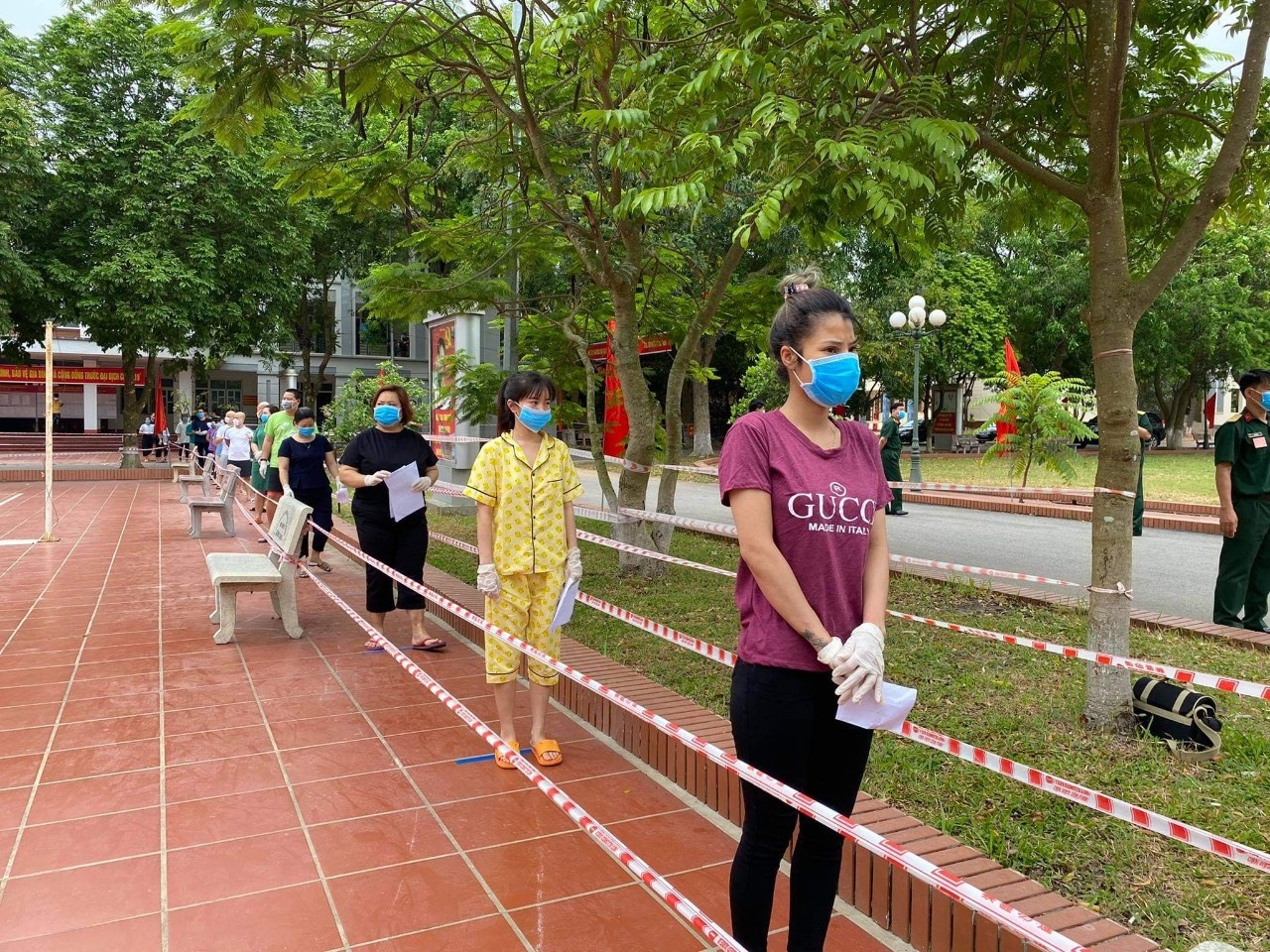 Bau cu vung dich Covid-19 anh 10