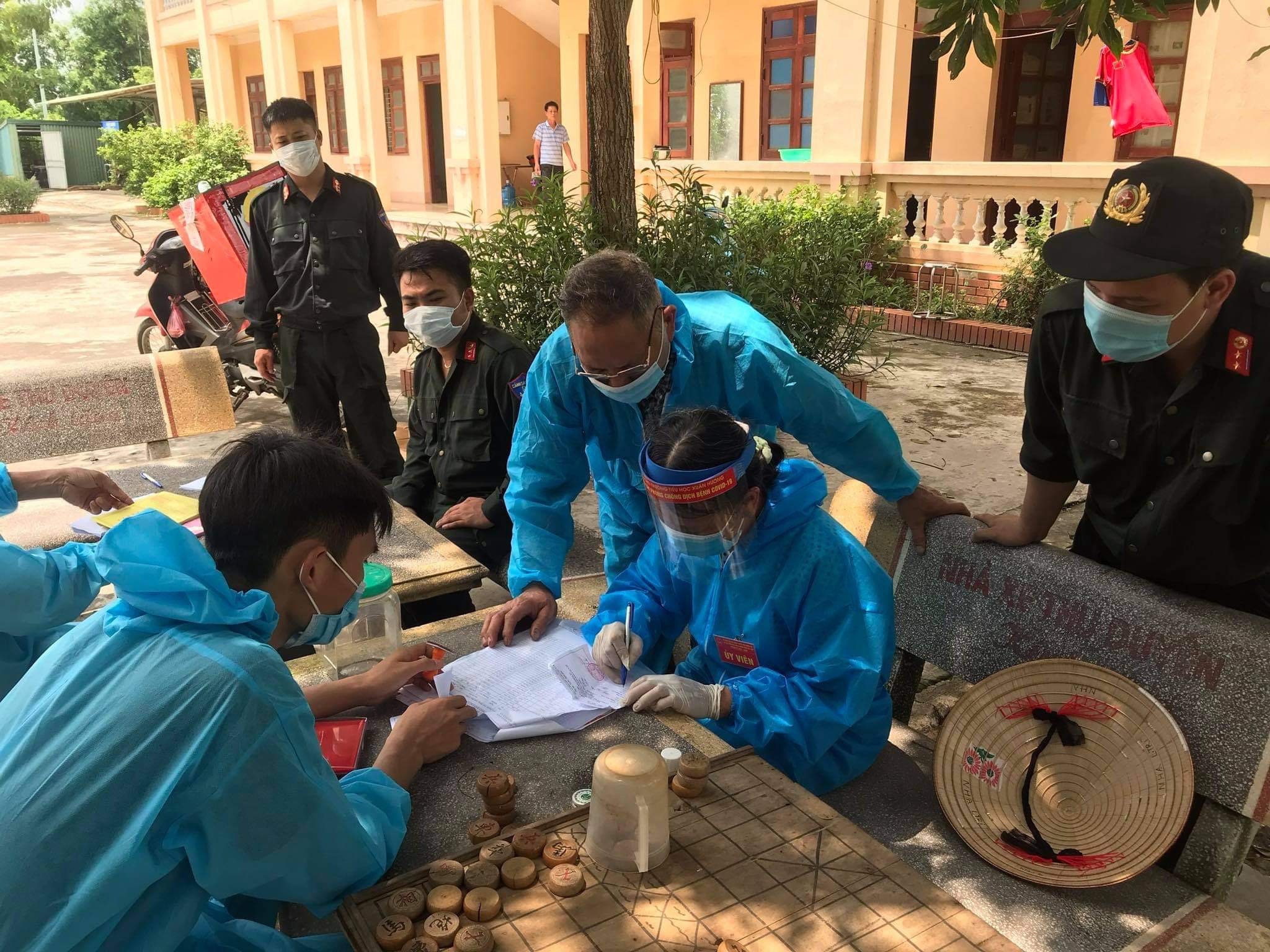 Bau cu vung dich Covid-19 anh 8