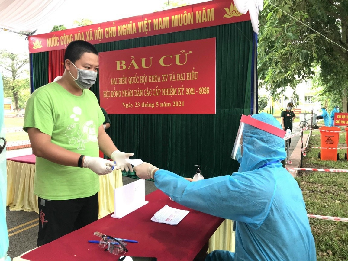 Bau cu vung dich Covid-19 anh 12