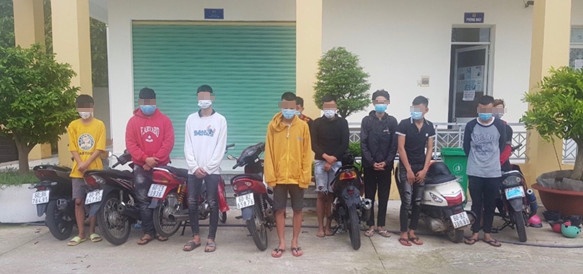 Bat dua xe Dong Nai anh 1