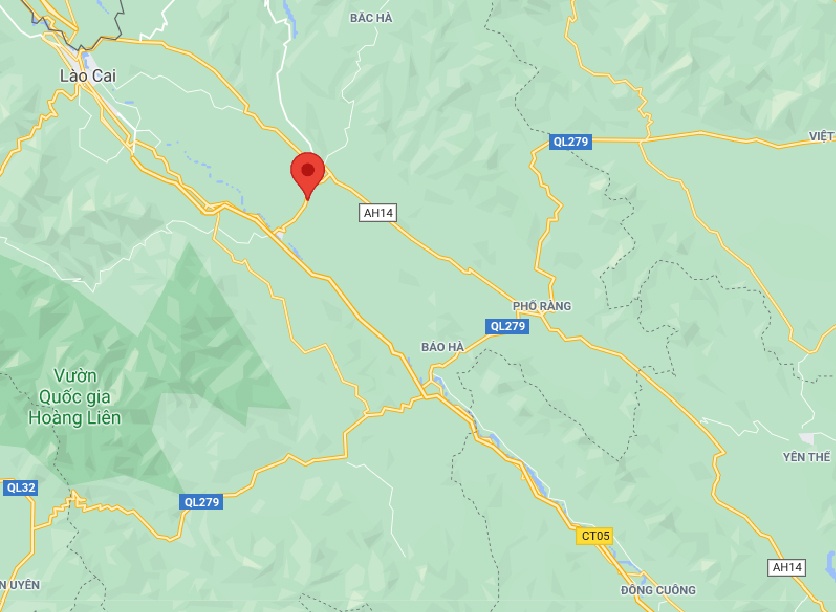 Xe container lat 2 nguoi chet anh 2