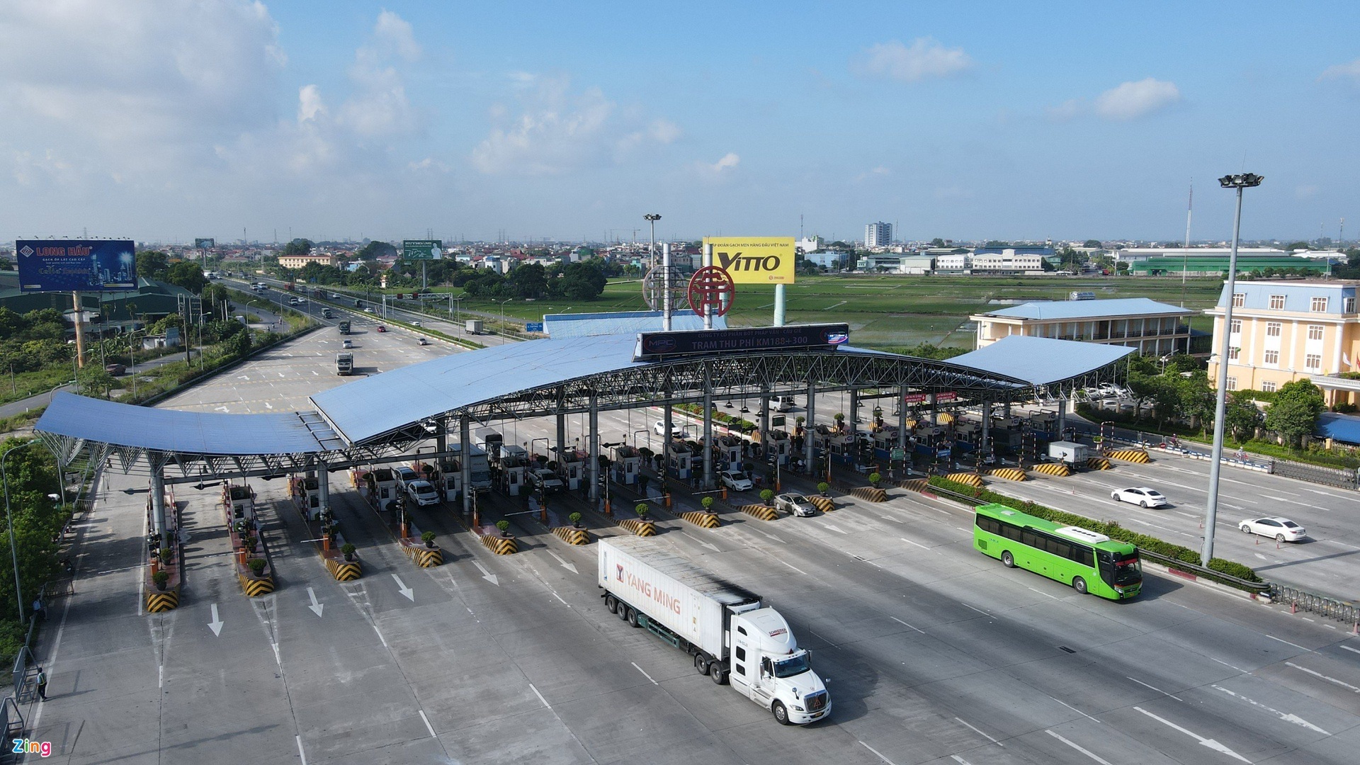 Tai xe TPHCM ra Ha Noi phai quay dau anh 1