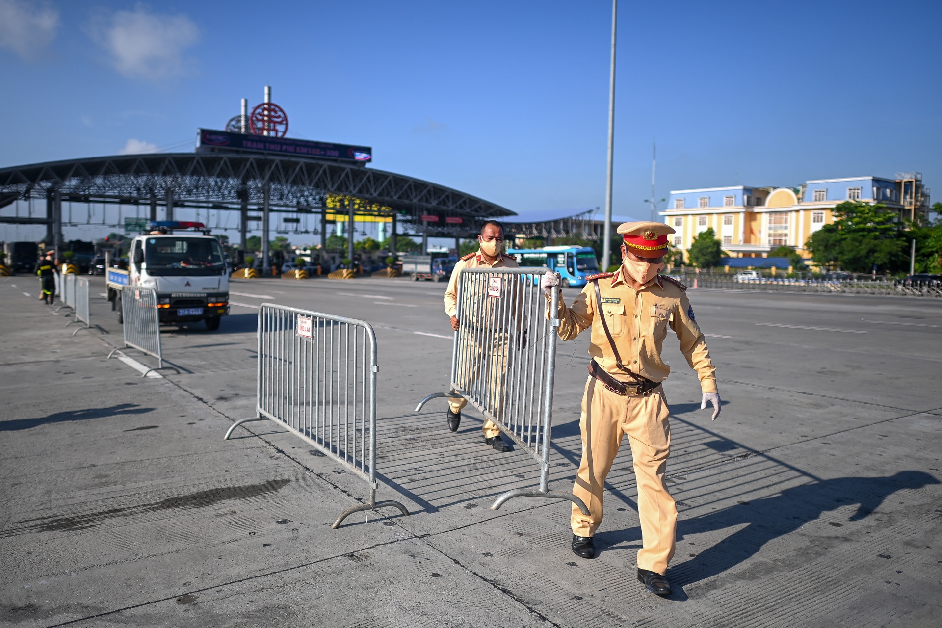 Tai xe TPHCM ra Ha Noi phai quay dau anh 2