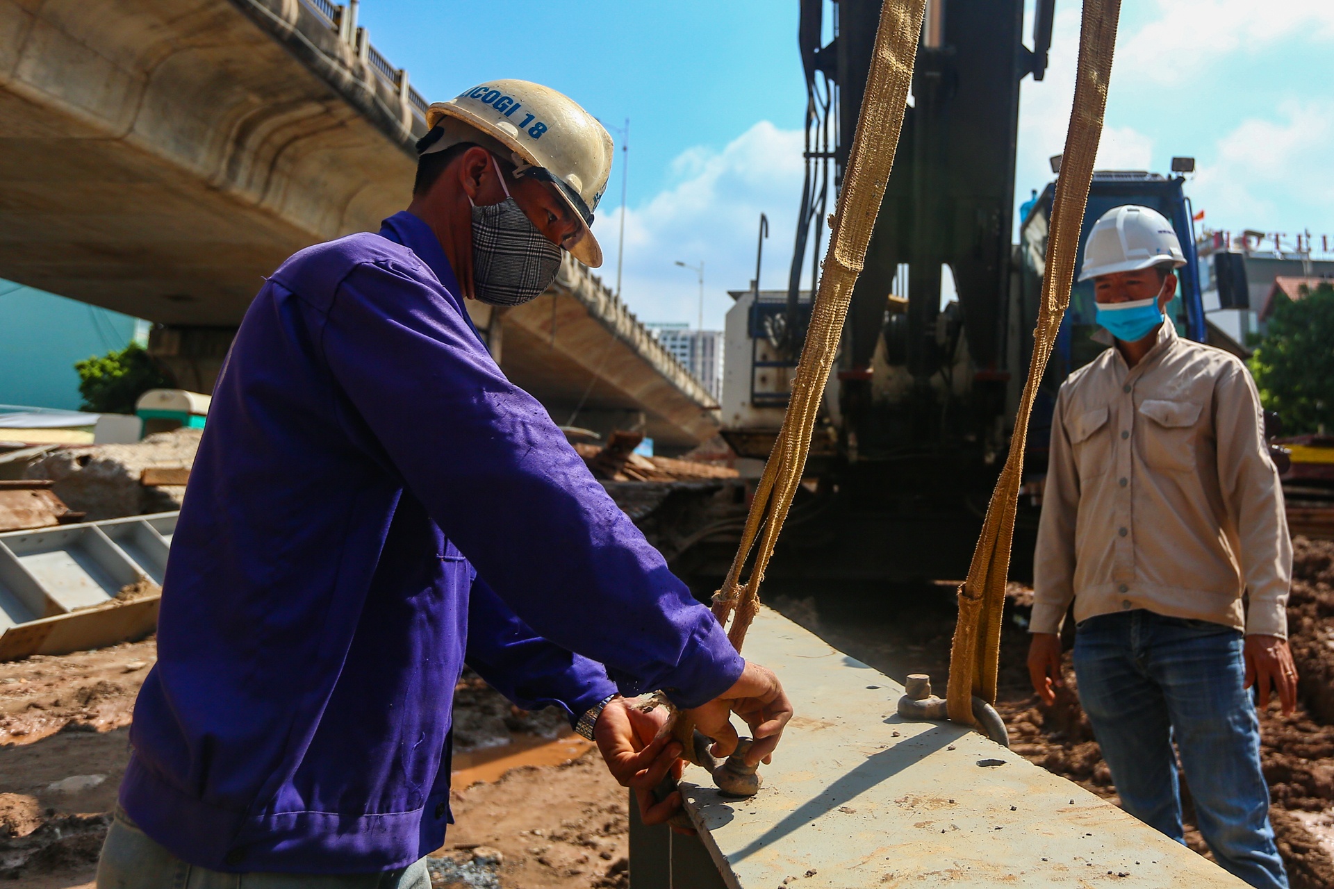 Tien do cau Vinh Tuy 2 sau 6 thang anh 15