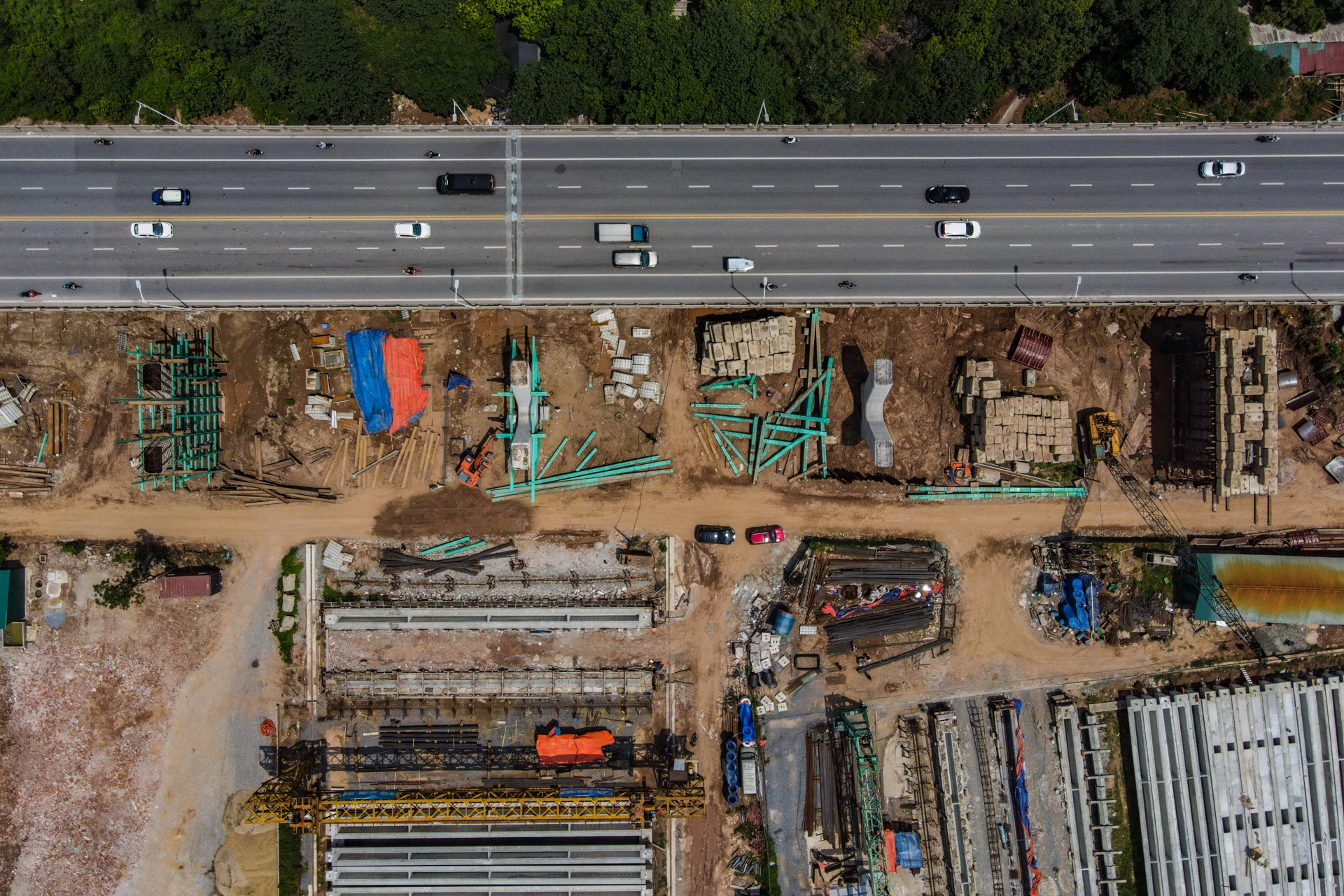 Tien do cau Vinh Tuy 2 sau 6 thang anh 17