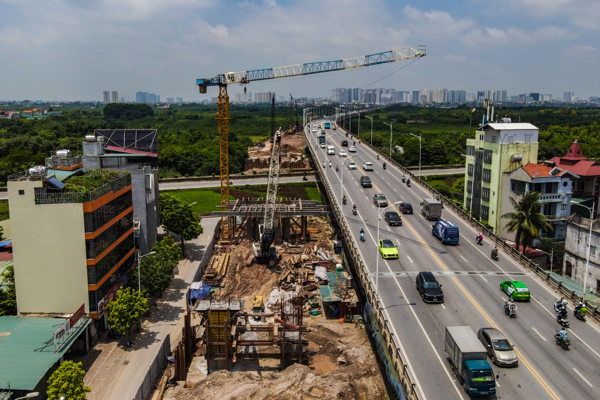 Tien do cau Vinh Tuy 2 sau 6 thang anh 1