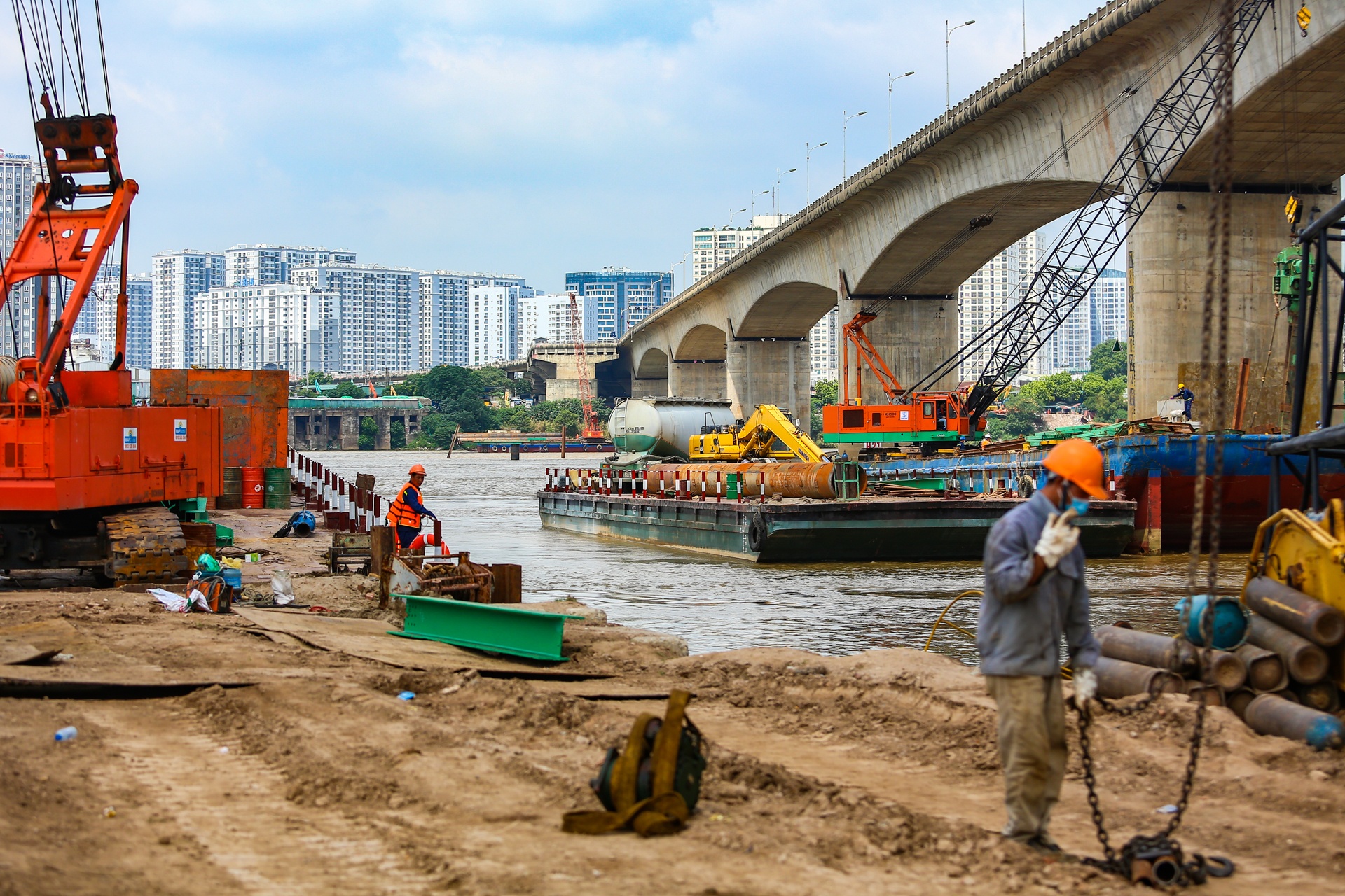 Tien do cau Vinh Tuy 2 sau 6 thang anh 6