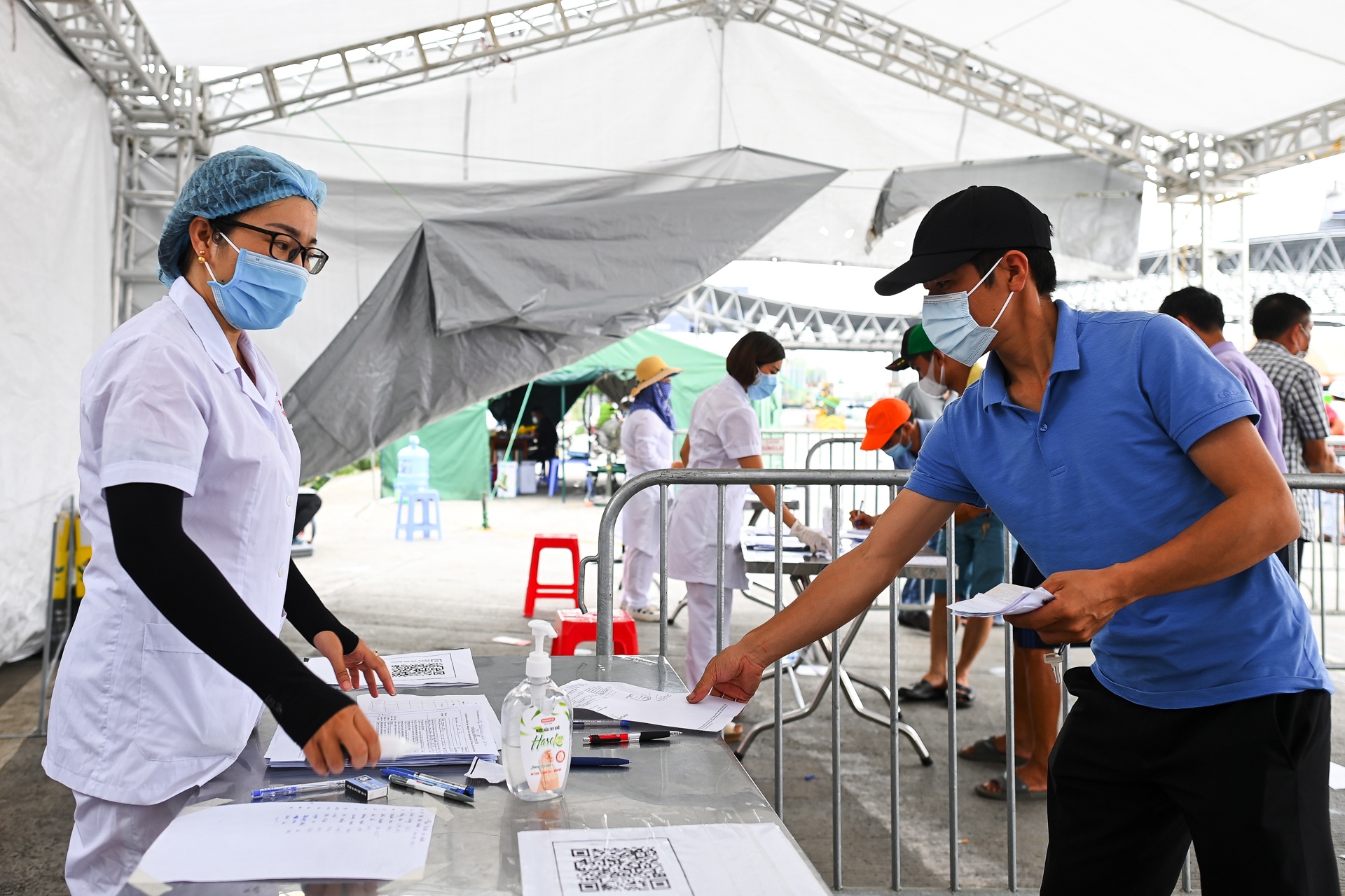 Tac duong chot kiem dich Ha Noi anh 3