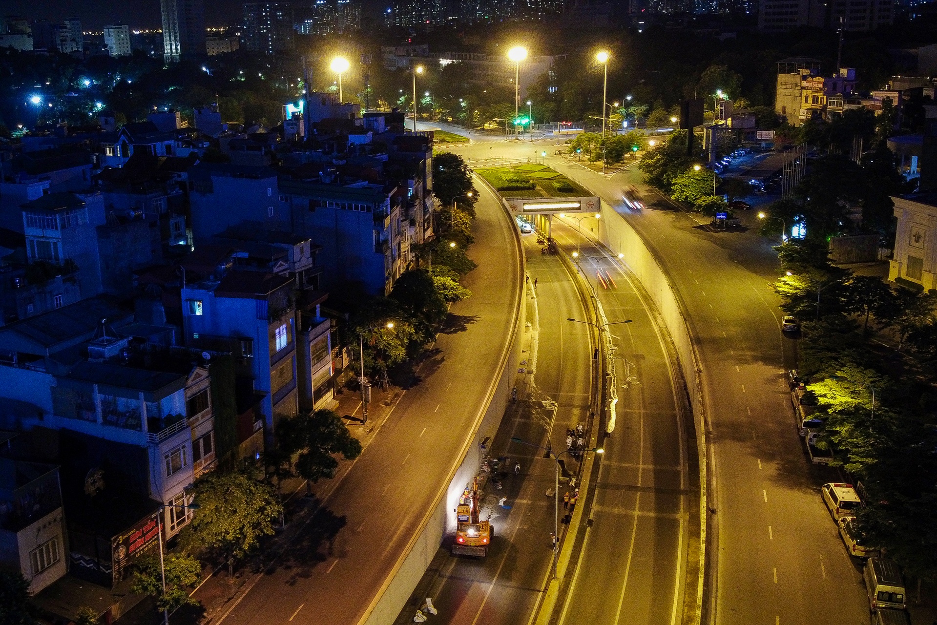 Sua chua ham Kim Lien anh 1