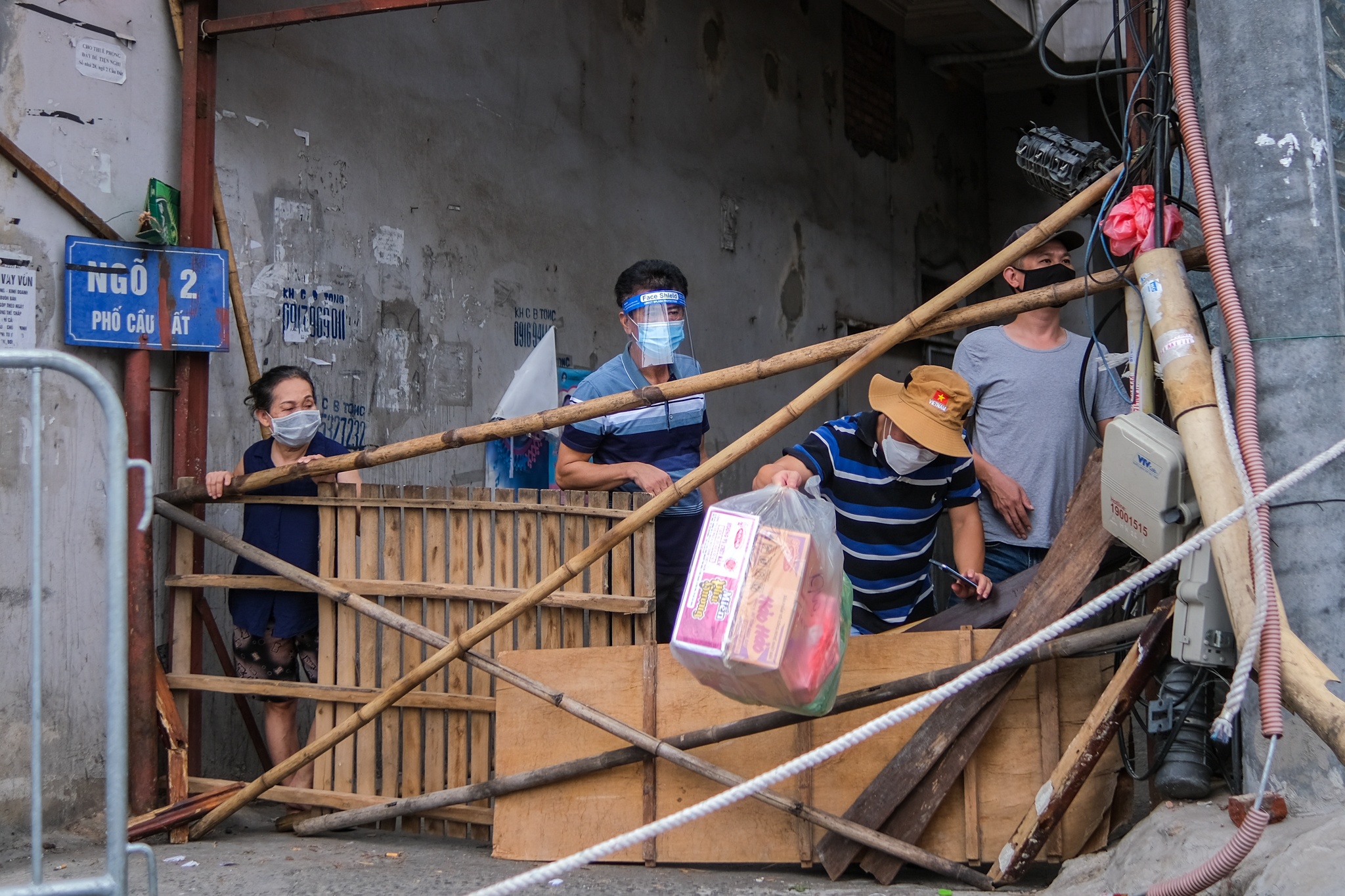 Xe dien tiep te do an Chuong Duong anh 7