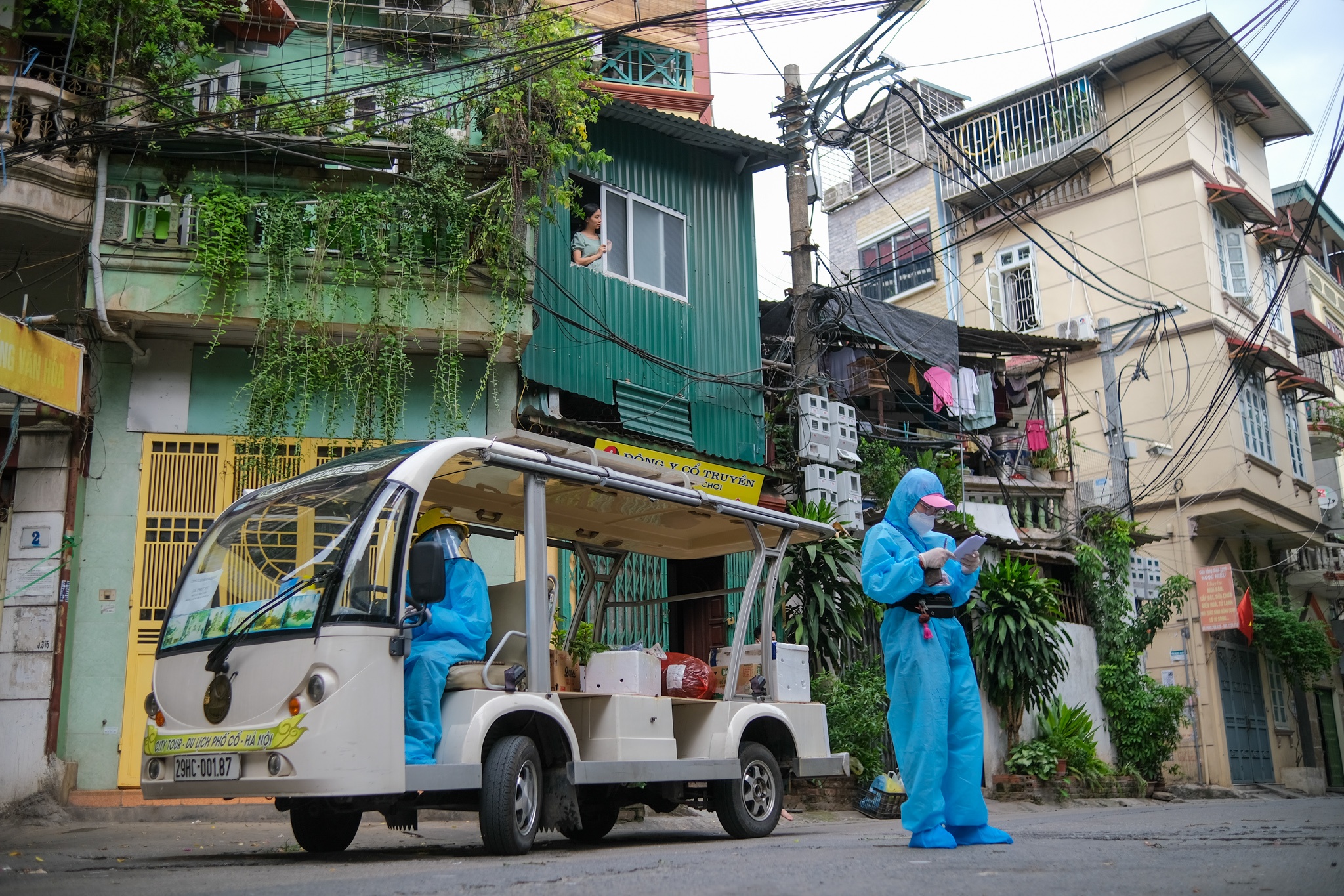 Xe dien tiep te do an Chuong Duong anh 9