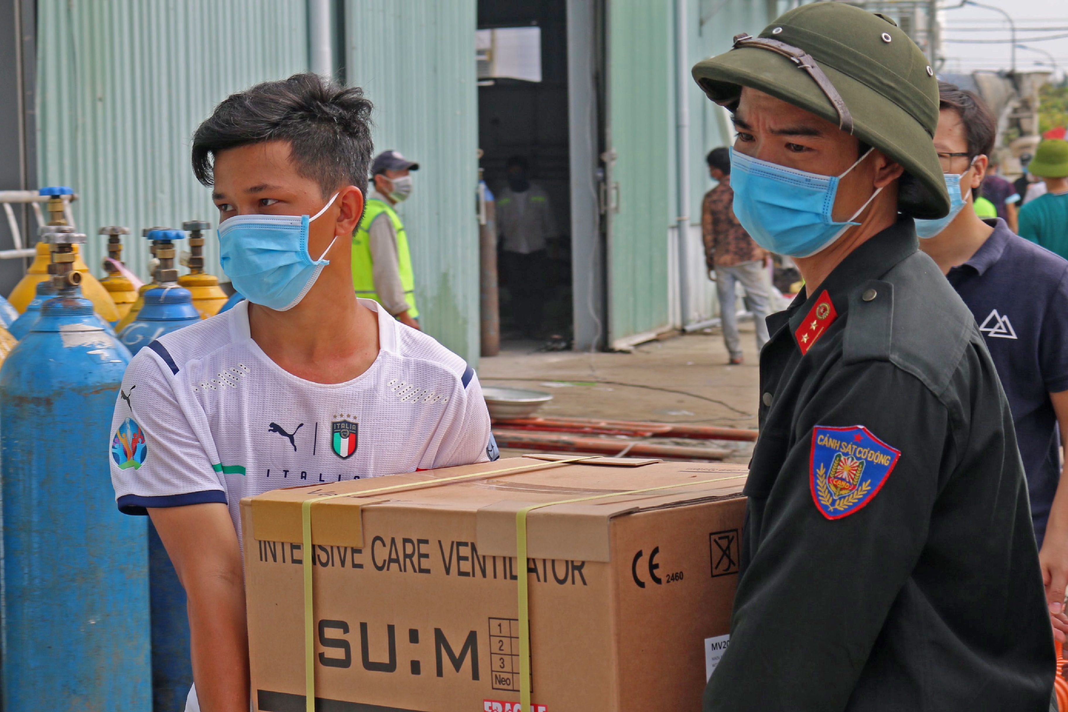 Gap rut hoan thanh benh vien da chien cua Bo Cong an o TP.HCM hinh anh