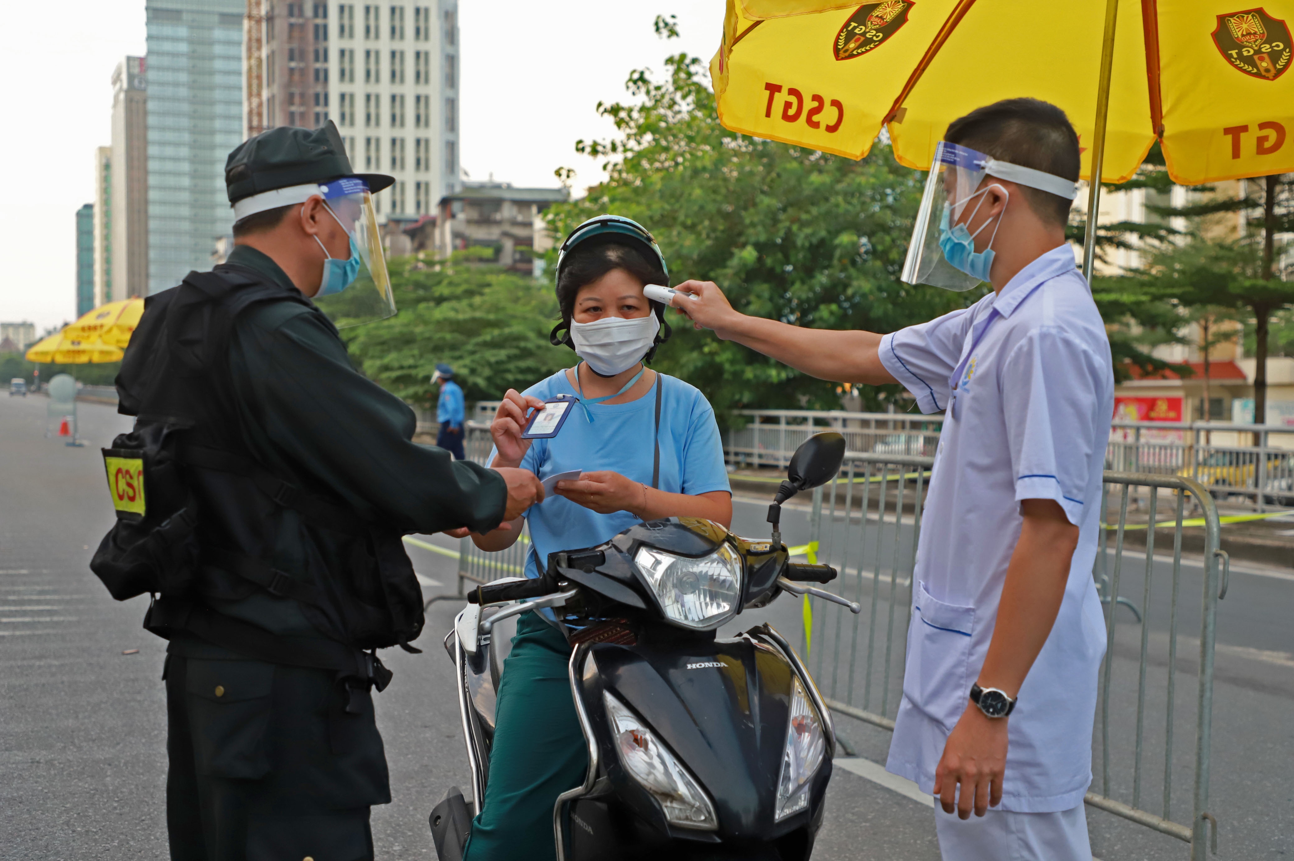 Ha Noi siet chat kiem soat vung do anh 8