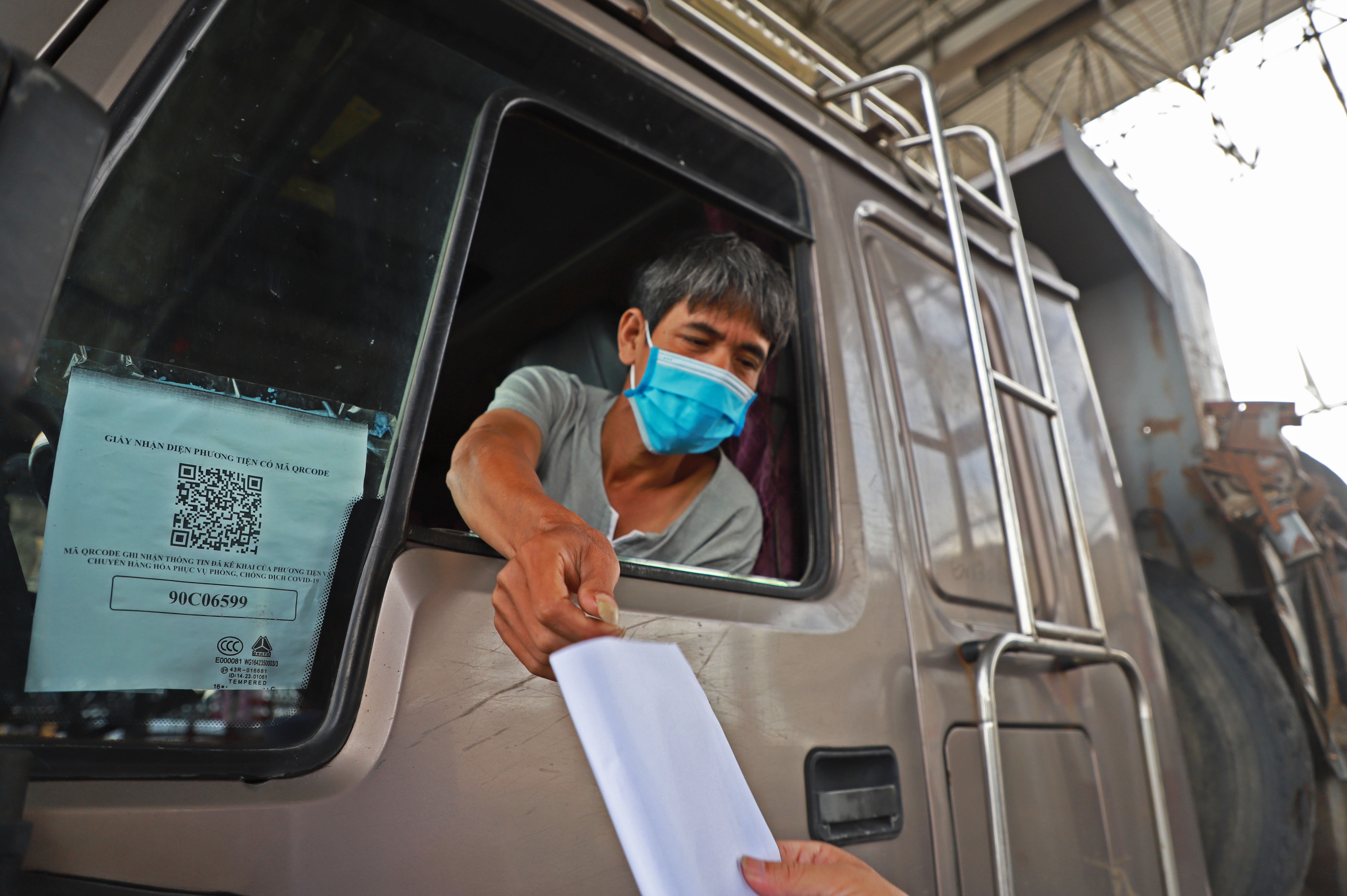 Un tac xe luong xanh Ha Noi anh 4