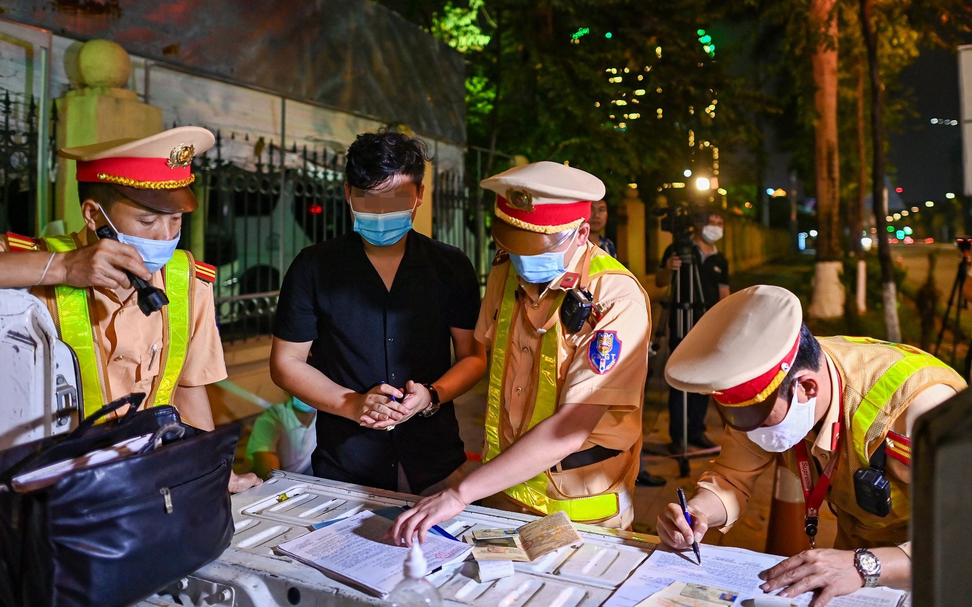 Nghi dinh 100 sua doi anh 4