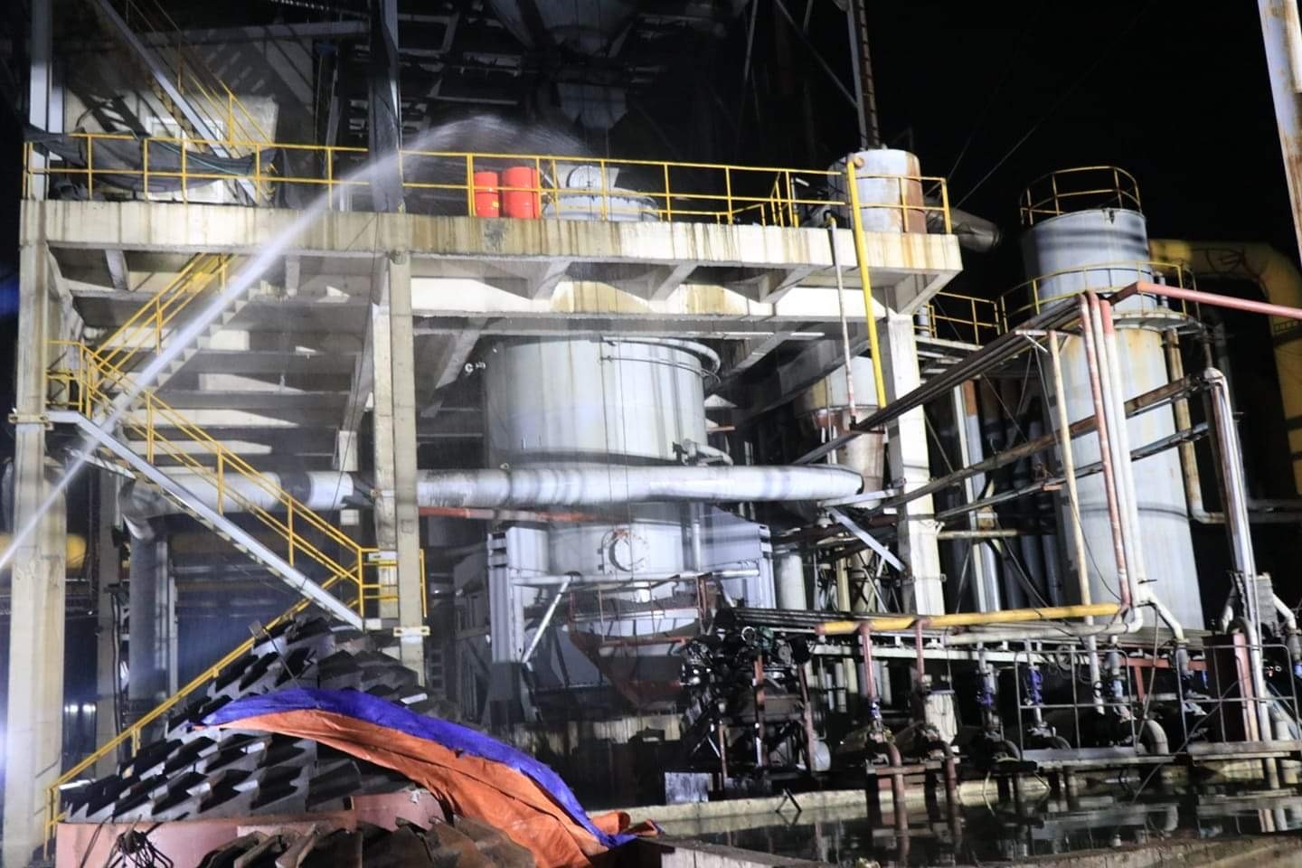 No lo hoi cong ty gach, 3 nguoi chet hinh anh