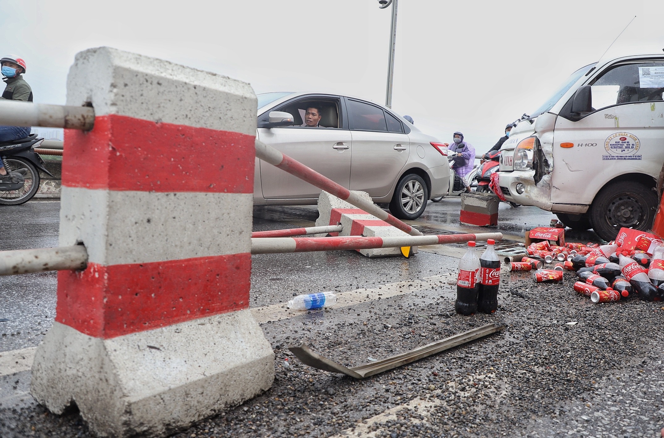 4 xe tong lien hoan cau Thanh Tri anh 4