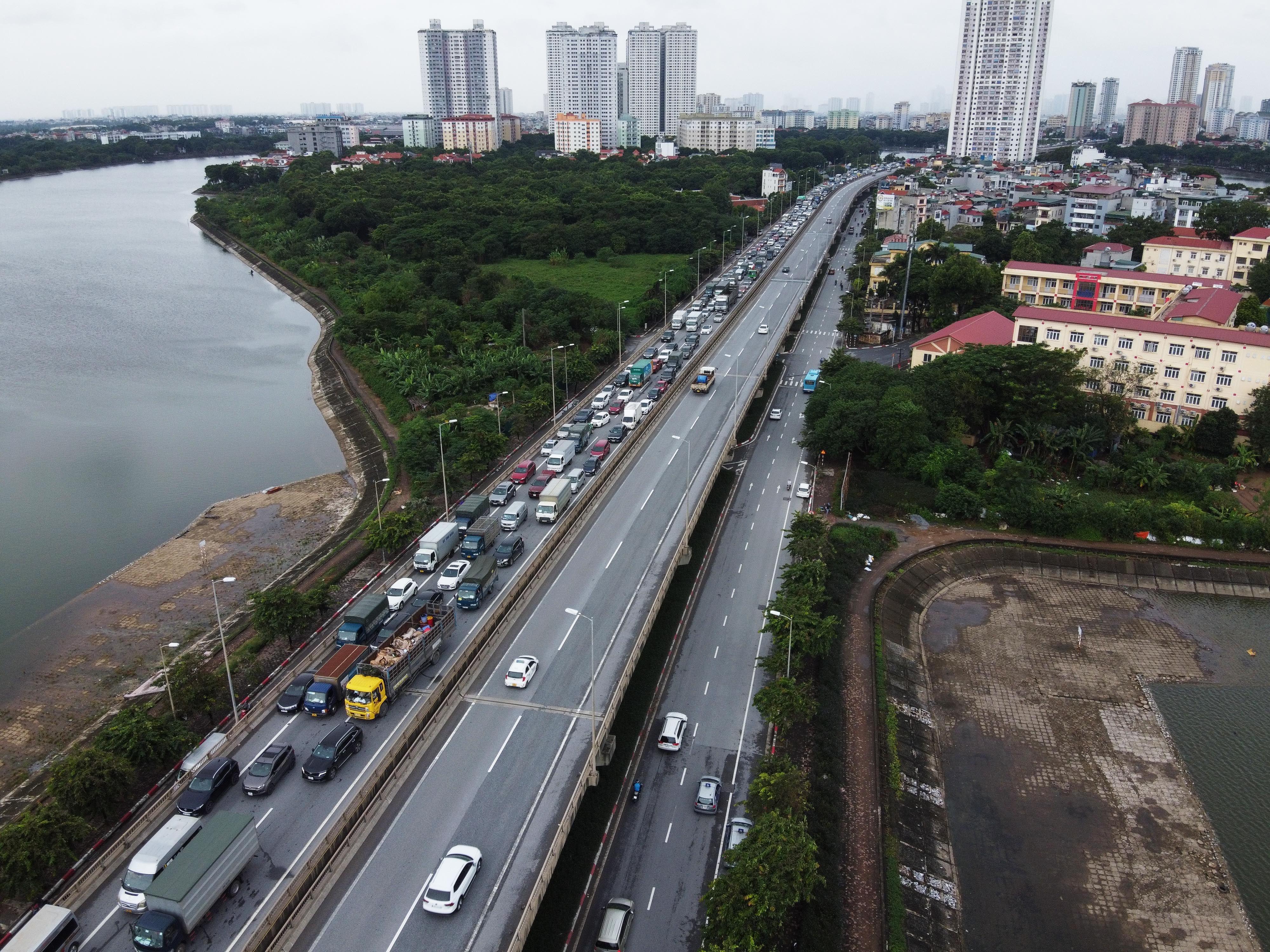 4 xe tong lien hoan cau Thanh Tri anh 14