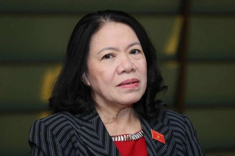 de nghi ky luat ba Nguyen Thi Kim Tien anh 3