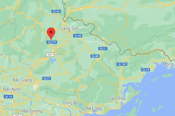 CSGT chan xe hoc sinh tai nan anh 2