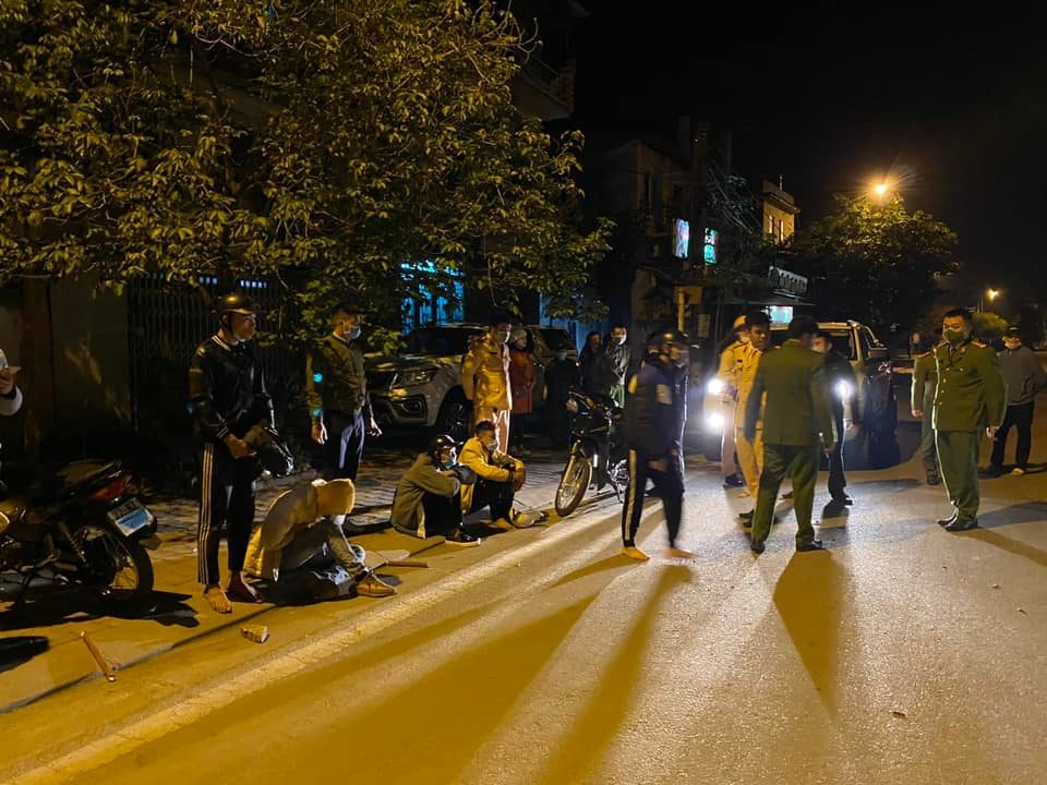 quai xe chong doi canh sat anh 1