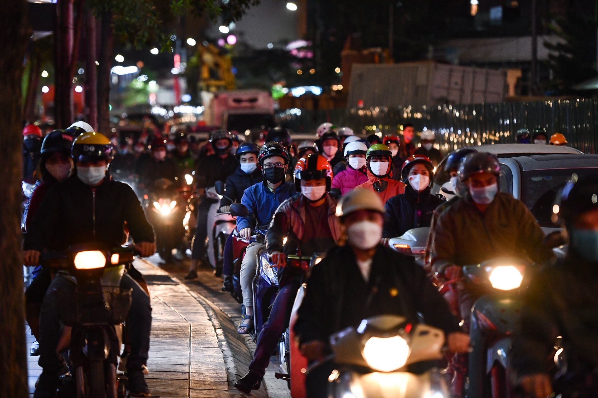 Cau vuot chu C Ha Noi anh 8