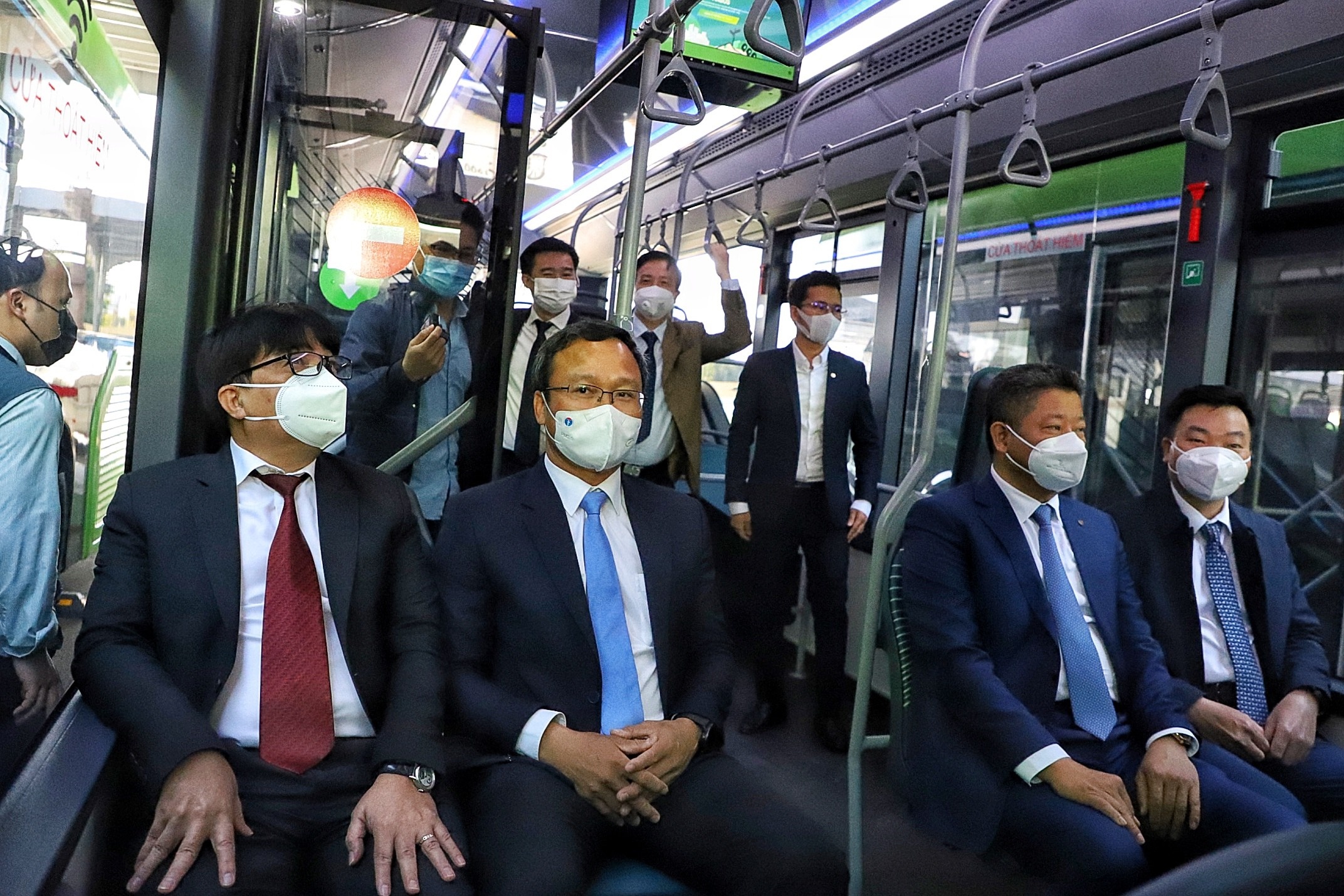 Tuyen buyt dien dau tien Viet Nam anh 2