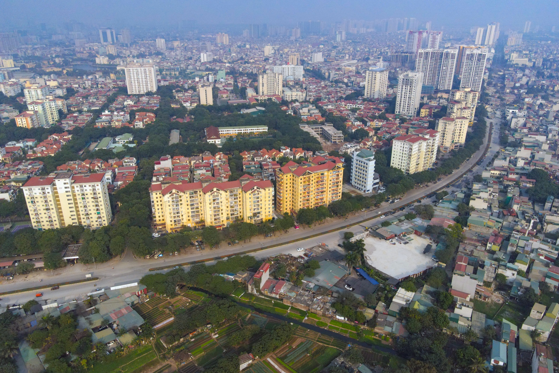 Vanh dai 2, 5 dam hong quoc lo 1 cham tien do anh 6