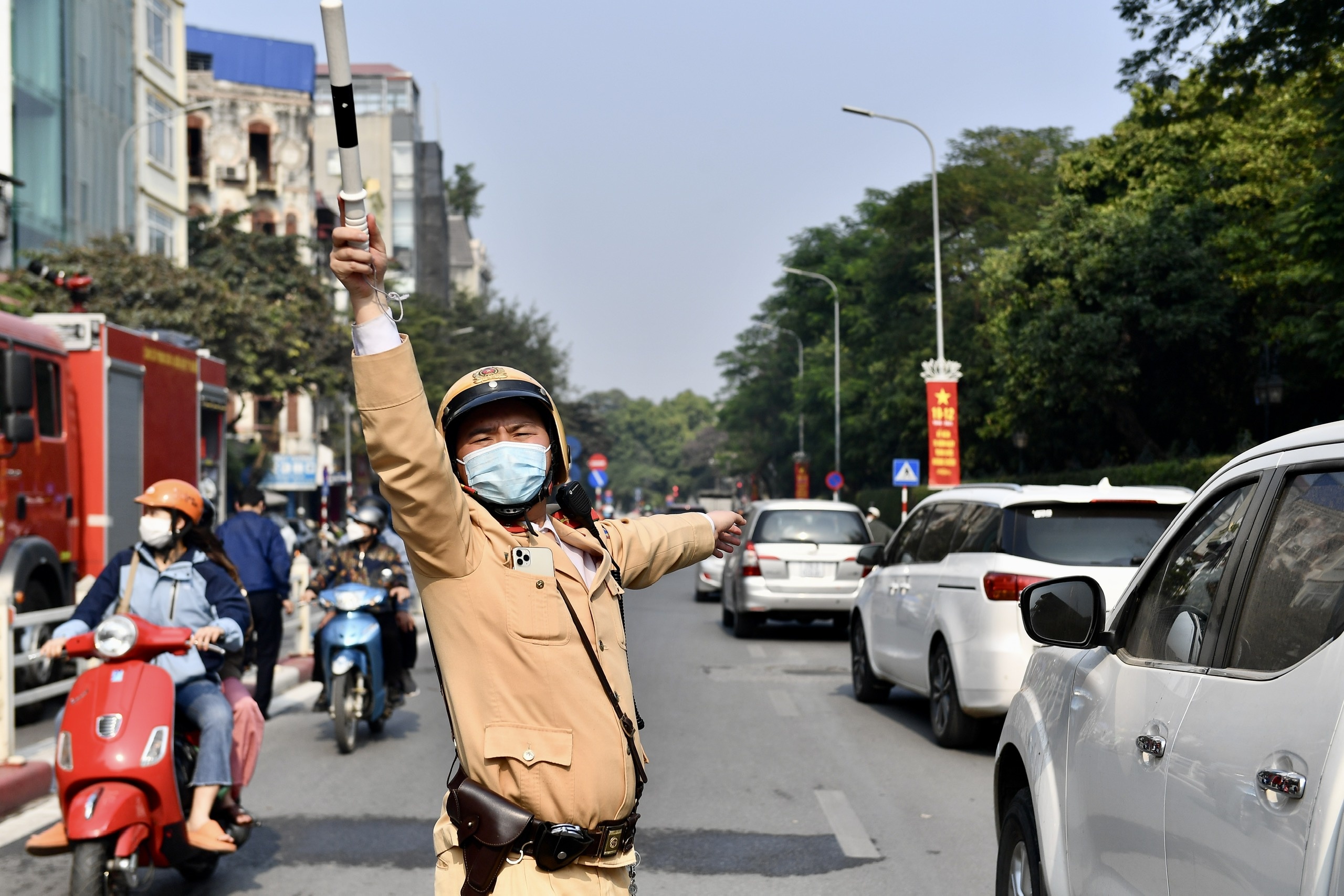 Chay ngan hang Ha Noi anh 6