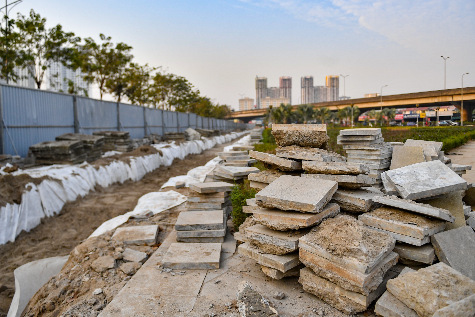 Dao duong Nguyen Xien Xa La anh 5