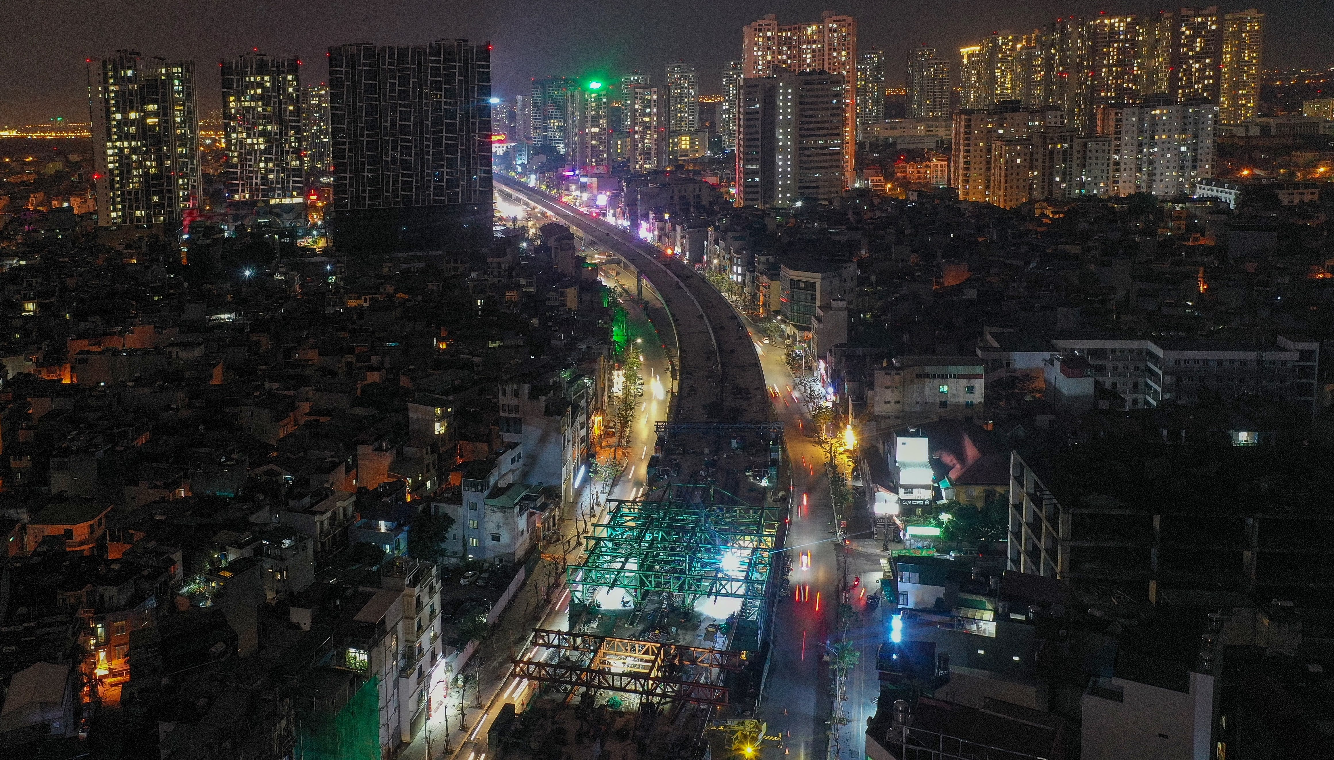 thi cong tru cau can cao nhat ha noi anh 1