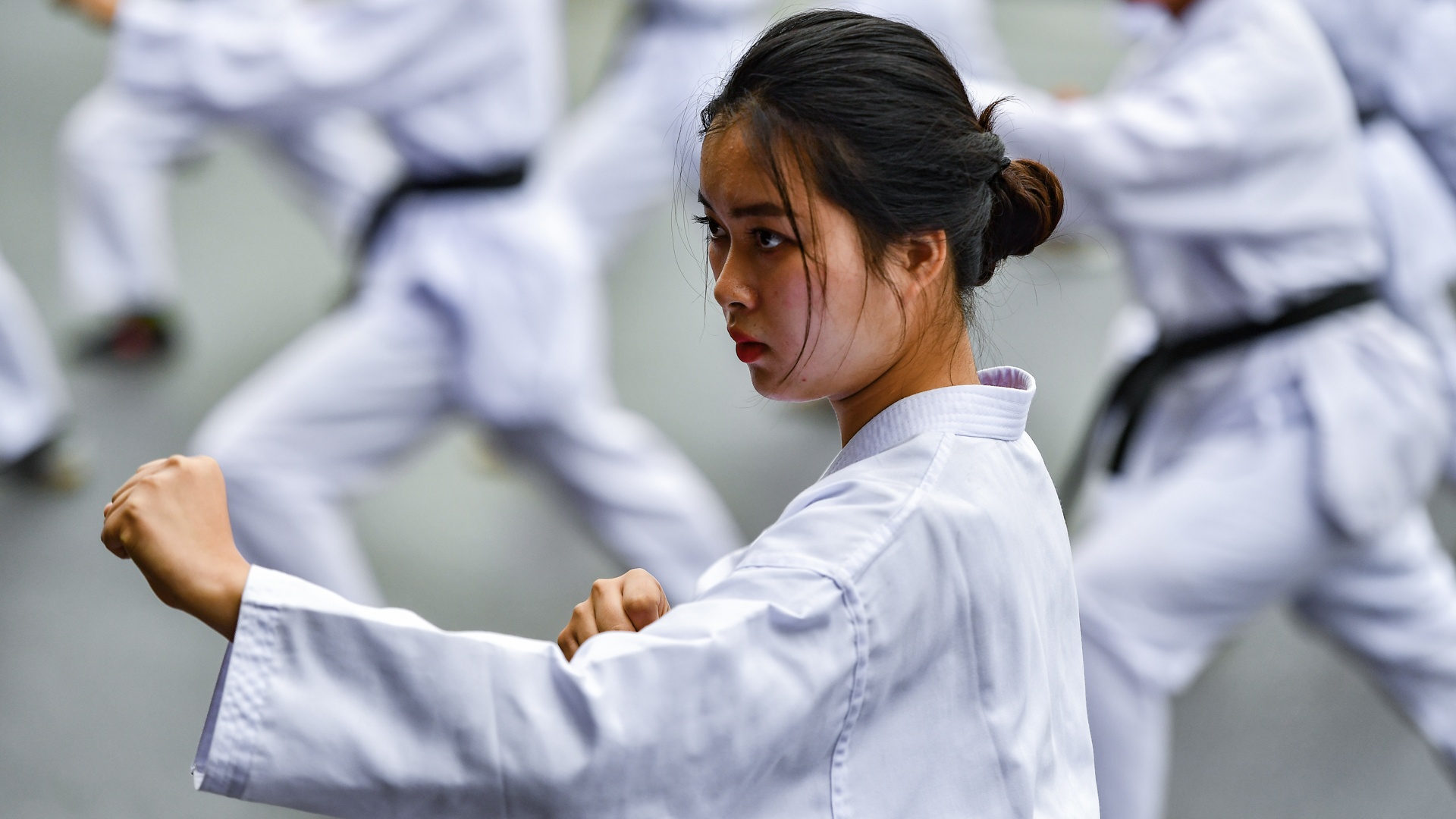 Nu sinh canh sat buoi hoc cuoi nam anh 13