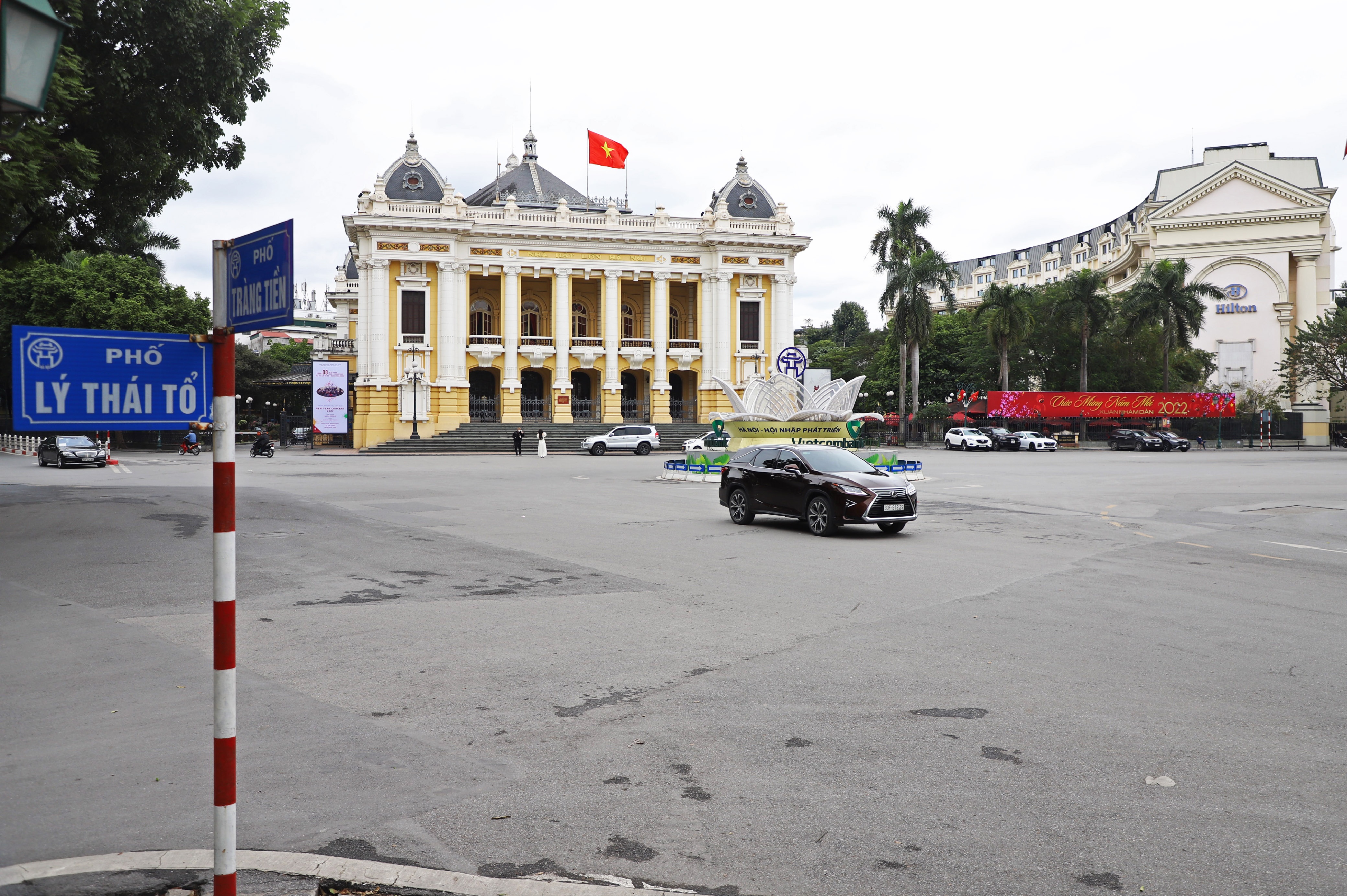 Tac duong pho co anh 9