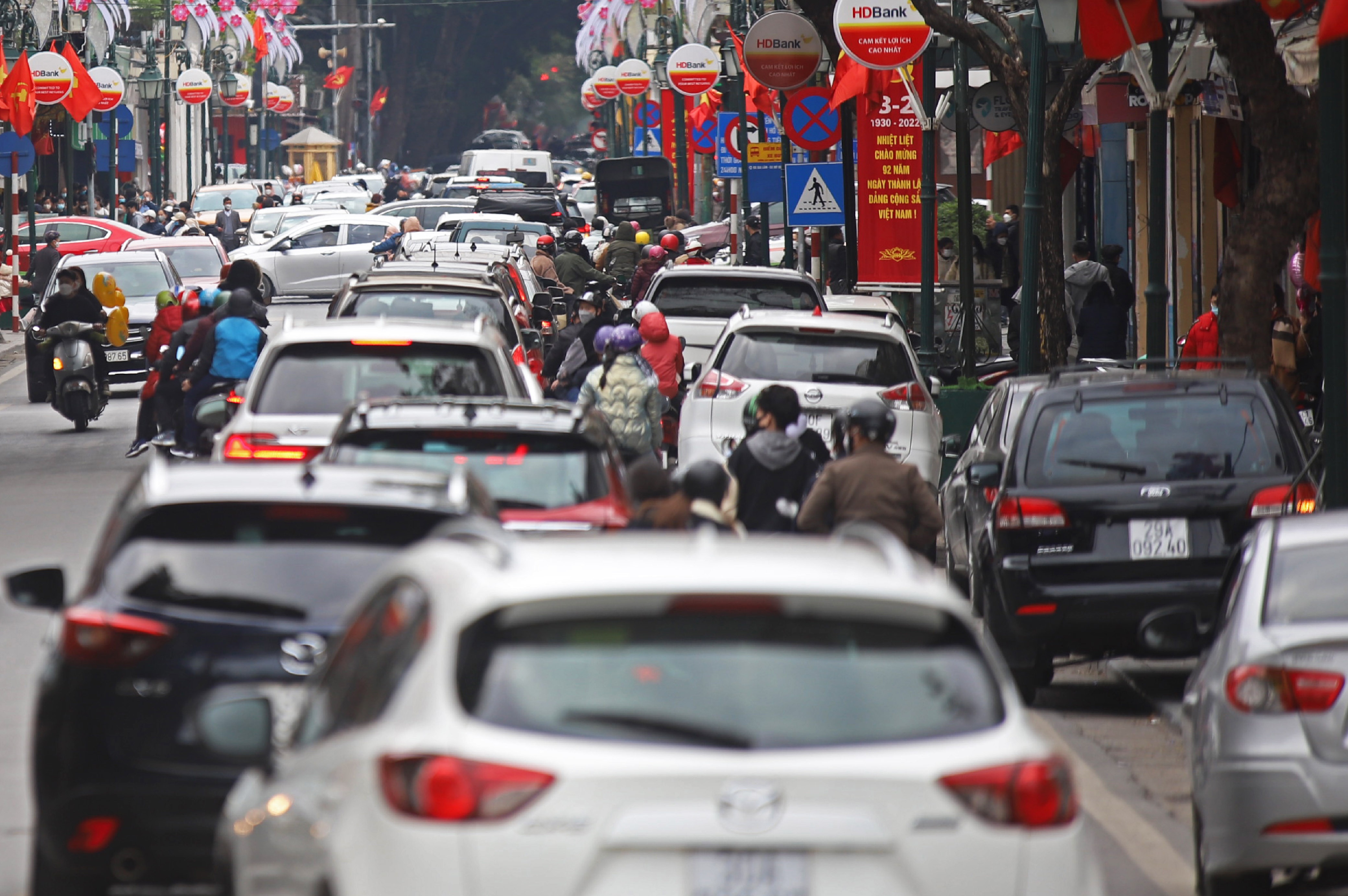 ha noi tac duong mung 1 tet anh 4