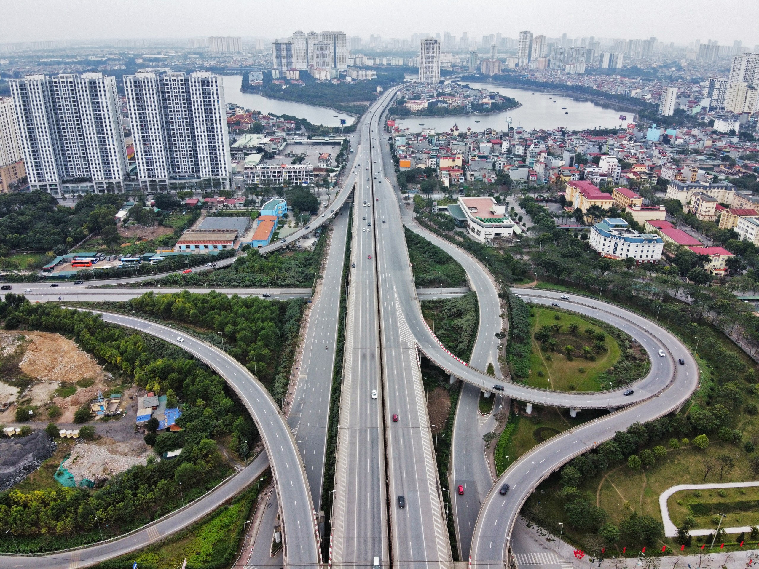 ha noi tac duong mung 1 tet anh 18