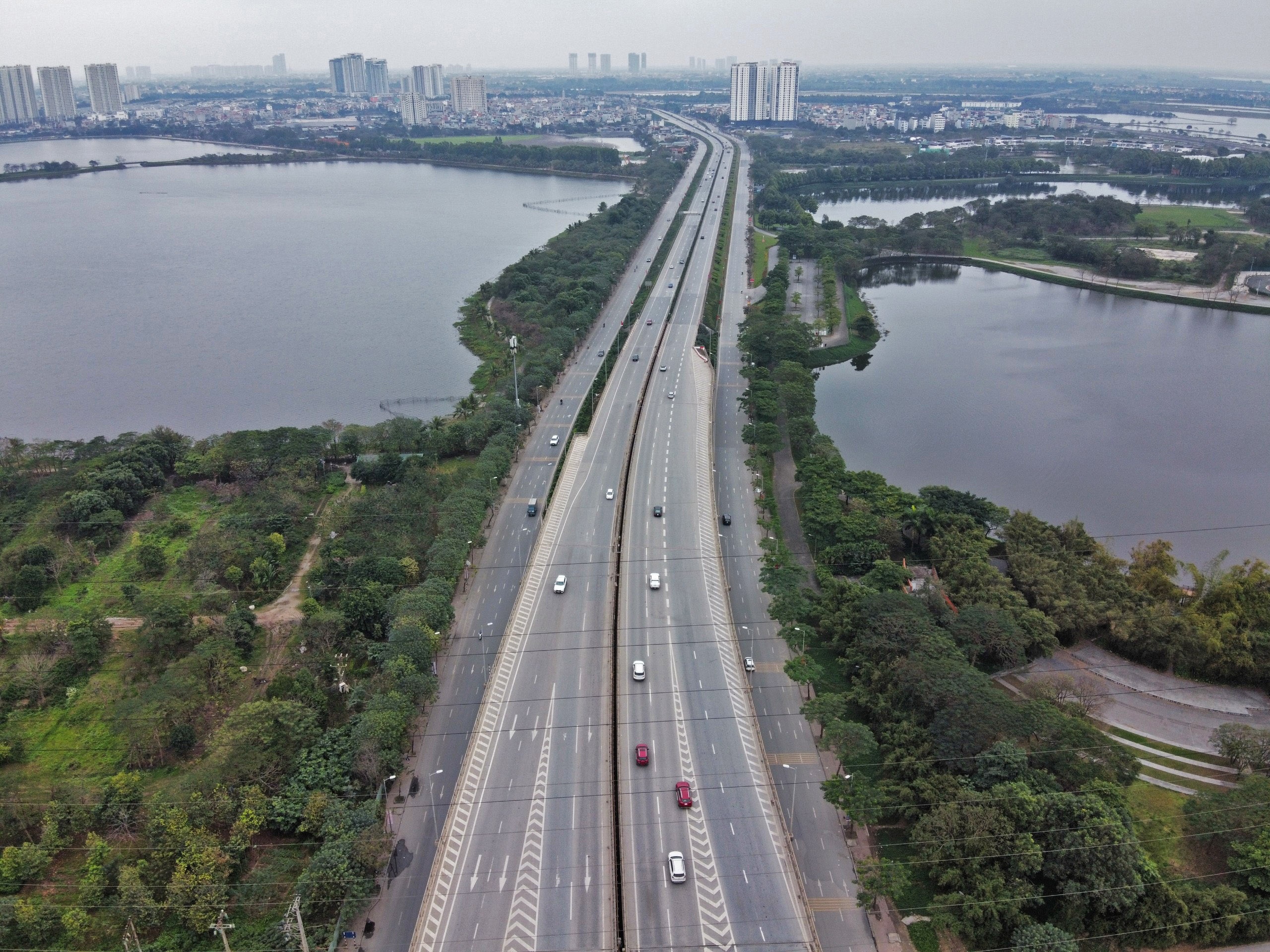 ha noi tac duong mung 1 tet anh 19