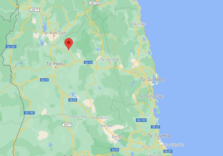 Xe tai lao xuong vuc 6 nguoi chet anh 4