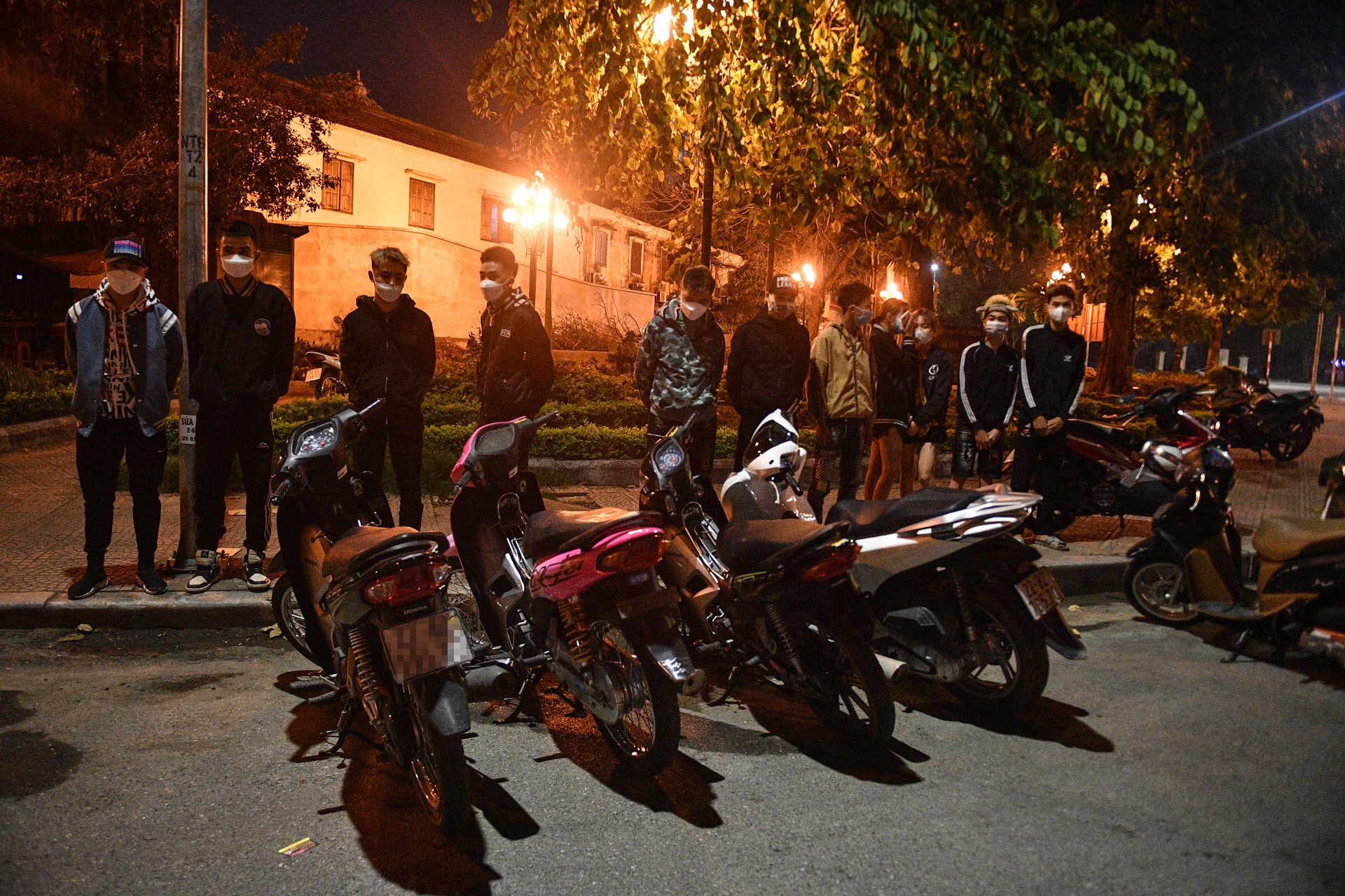 cảnh sát 141 hóa trang bắt đua xe ảnh 6 canh sat 141 hoa trang bat dua xe anh 6