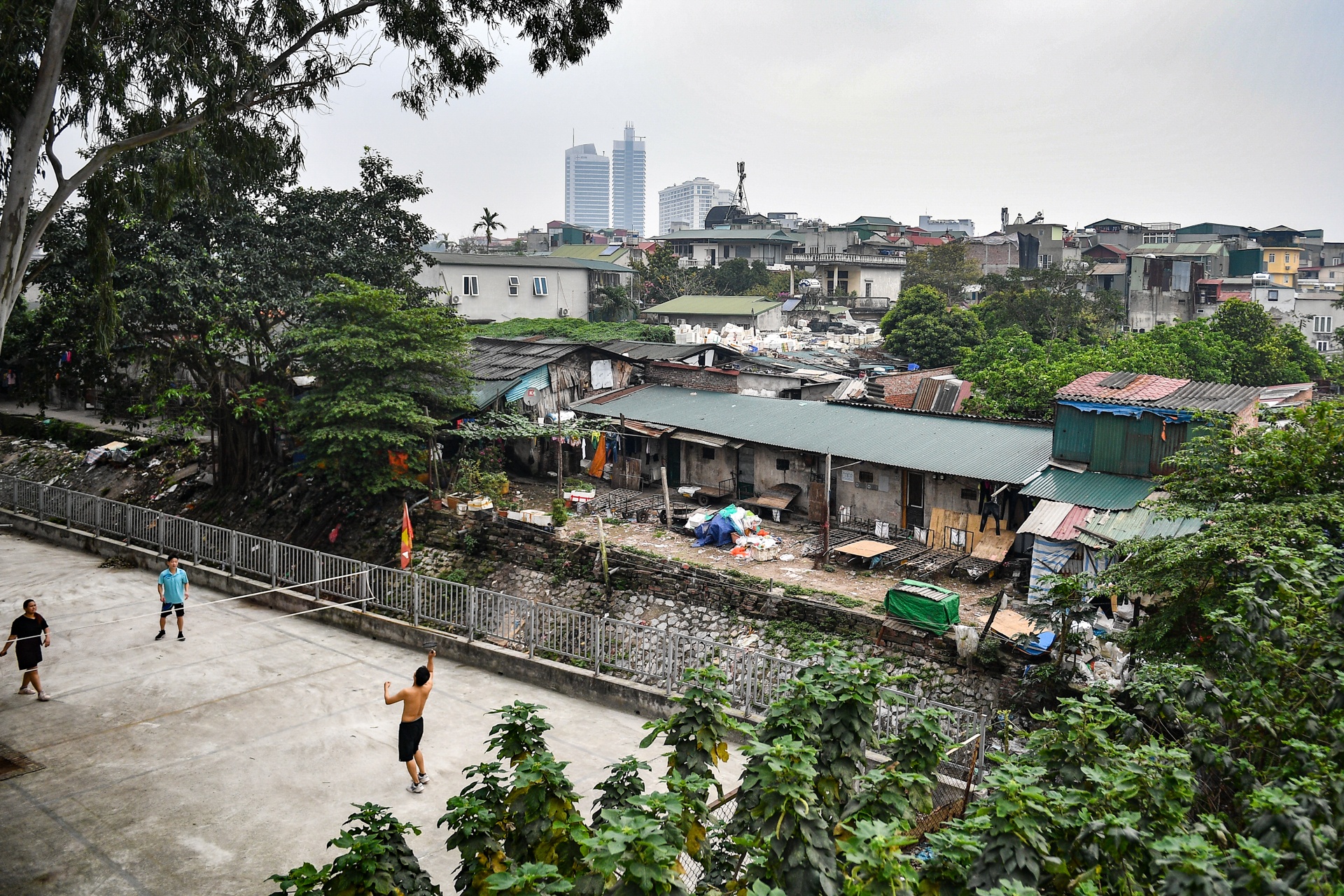 bai giua song Hong lam cong vien anh 12