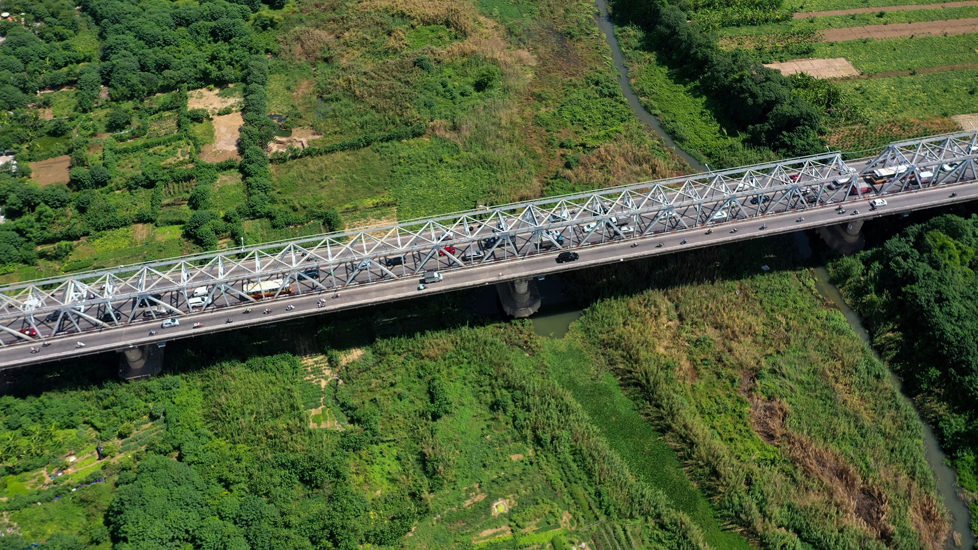 bai giua song Hong lam cong vien anh 4