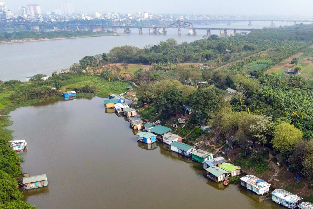 Dung 'lay thoc bo gao' khi bien bai giua song Hong thanh cong vien hinh anh