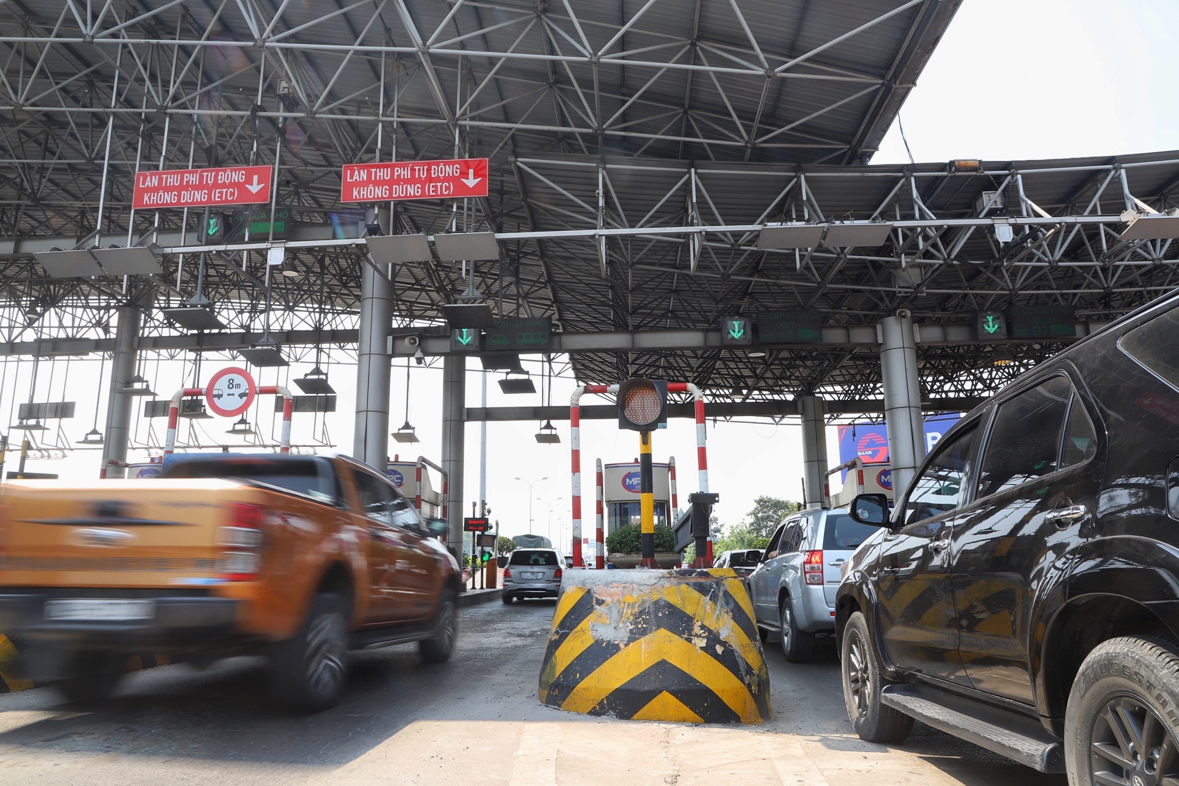 tac duong phap van anh 13