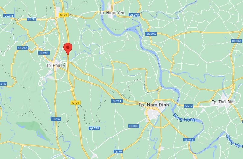 mac ket trong xe innova anh 4